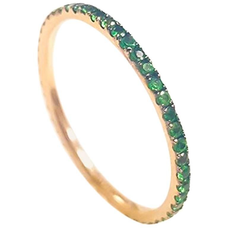 Ladies 14 Karat Yellow Gold Round Green Garnet Band