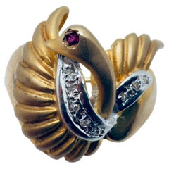 Ladies 14K Diamond & Rudy Swan Ring