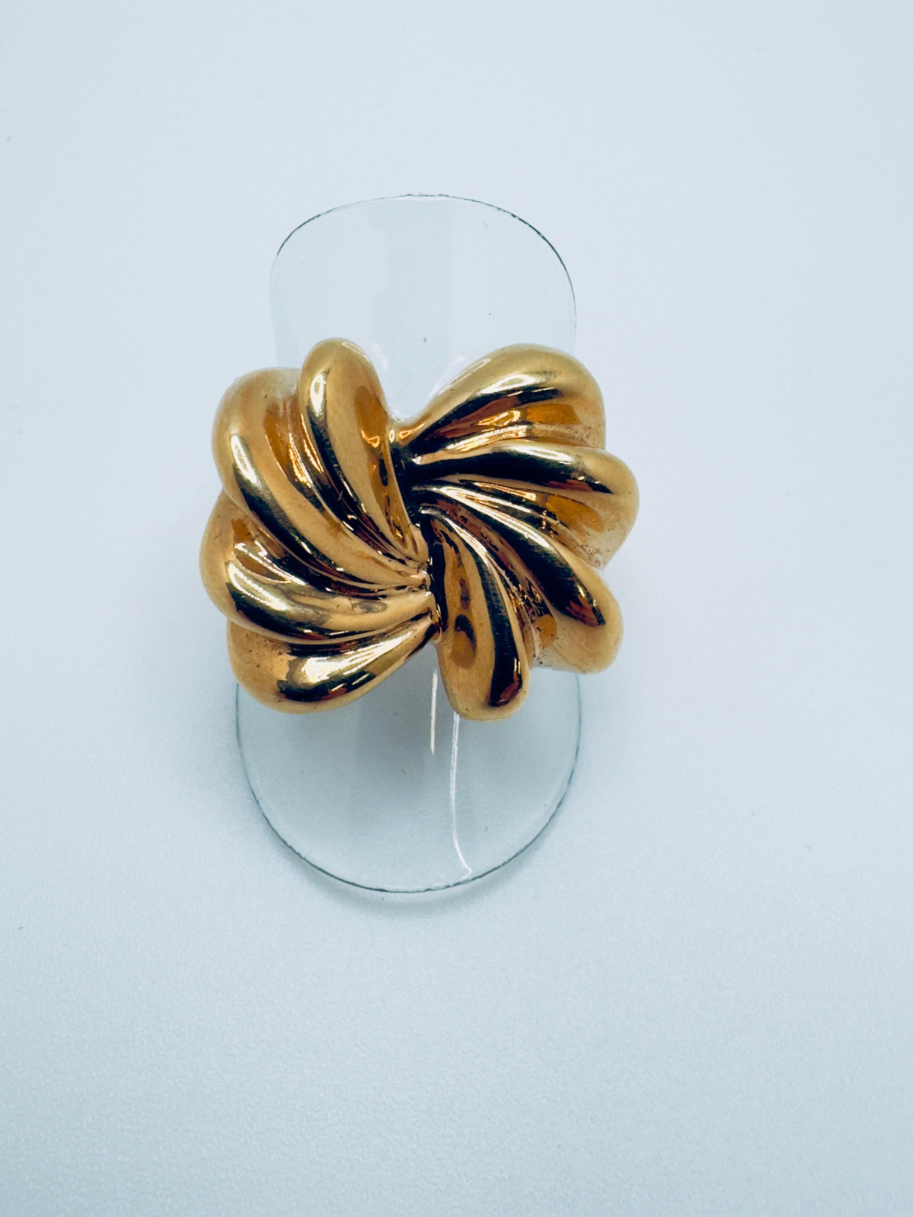 Art Deco Ladies 14K Free-Form Ring For Sale