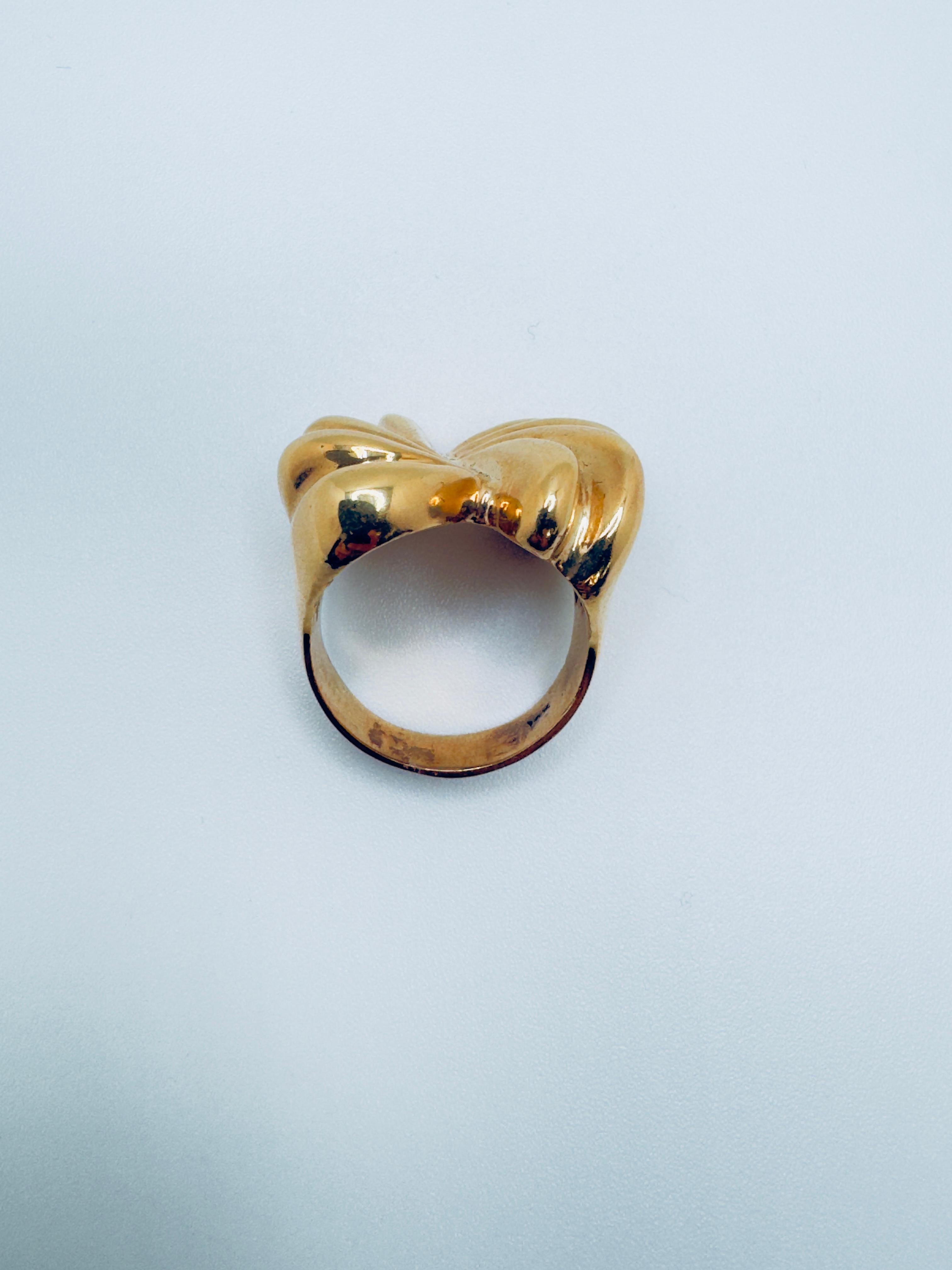 Ladies 14K Free-Form Ring In Good Condition For Sale In Palm Desert, CA