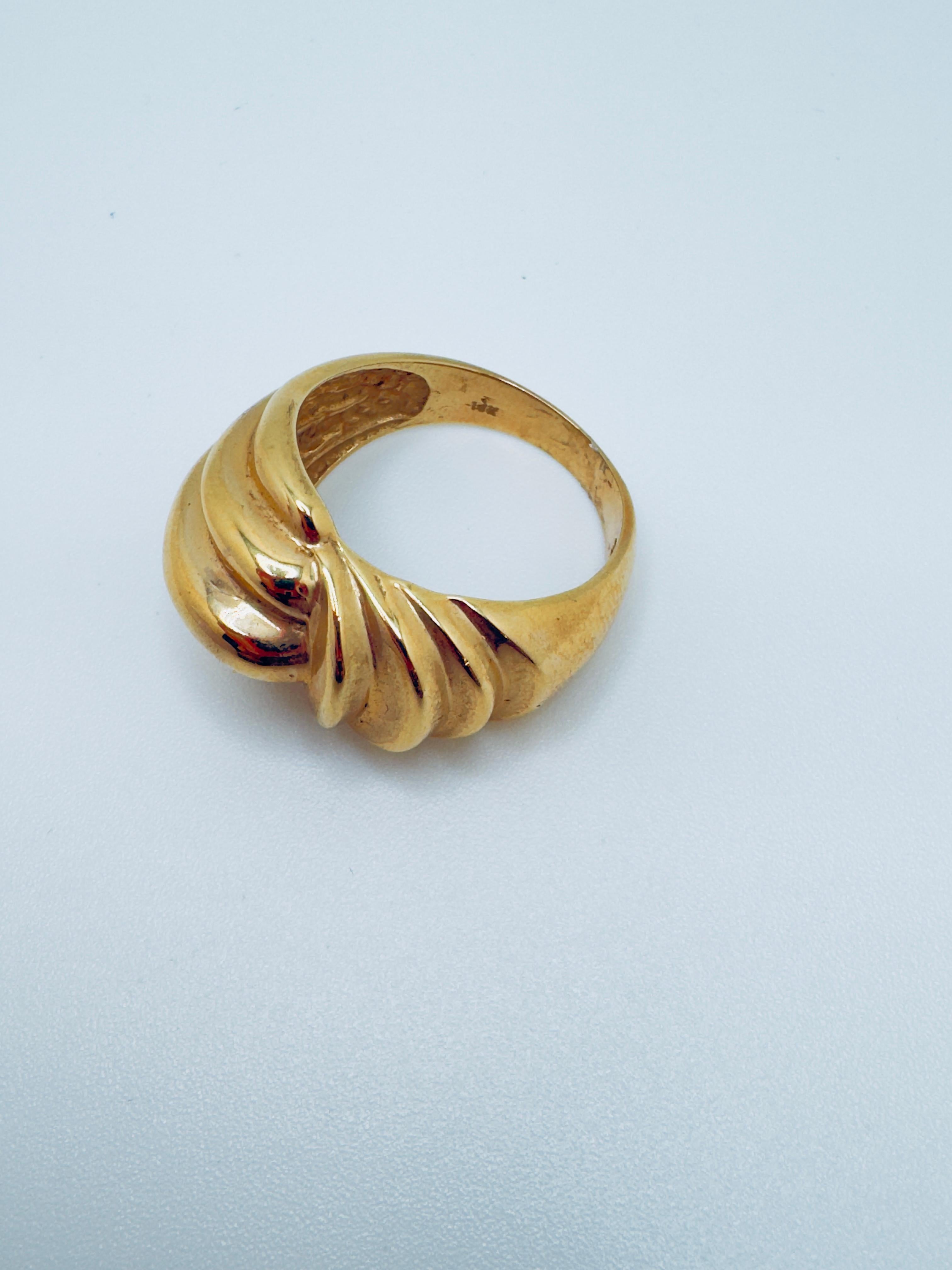 De las mujeres Anillo Flujo Dorado Damas 14K en venta
