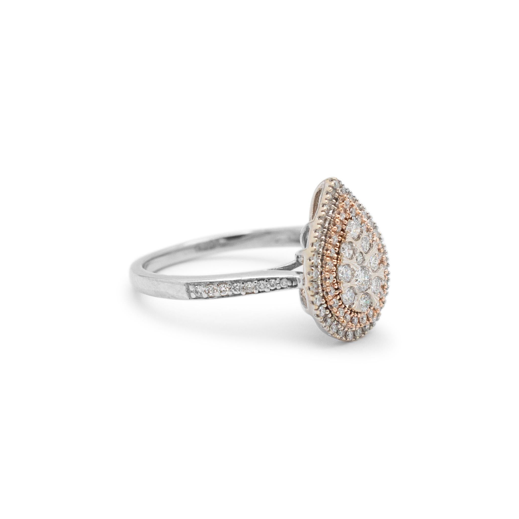 Taille brillant Bague de fiançailles pour dames en or rose 14K avec diamant en forme de poire et grappe en vente