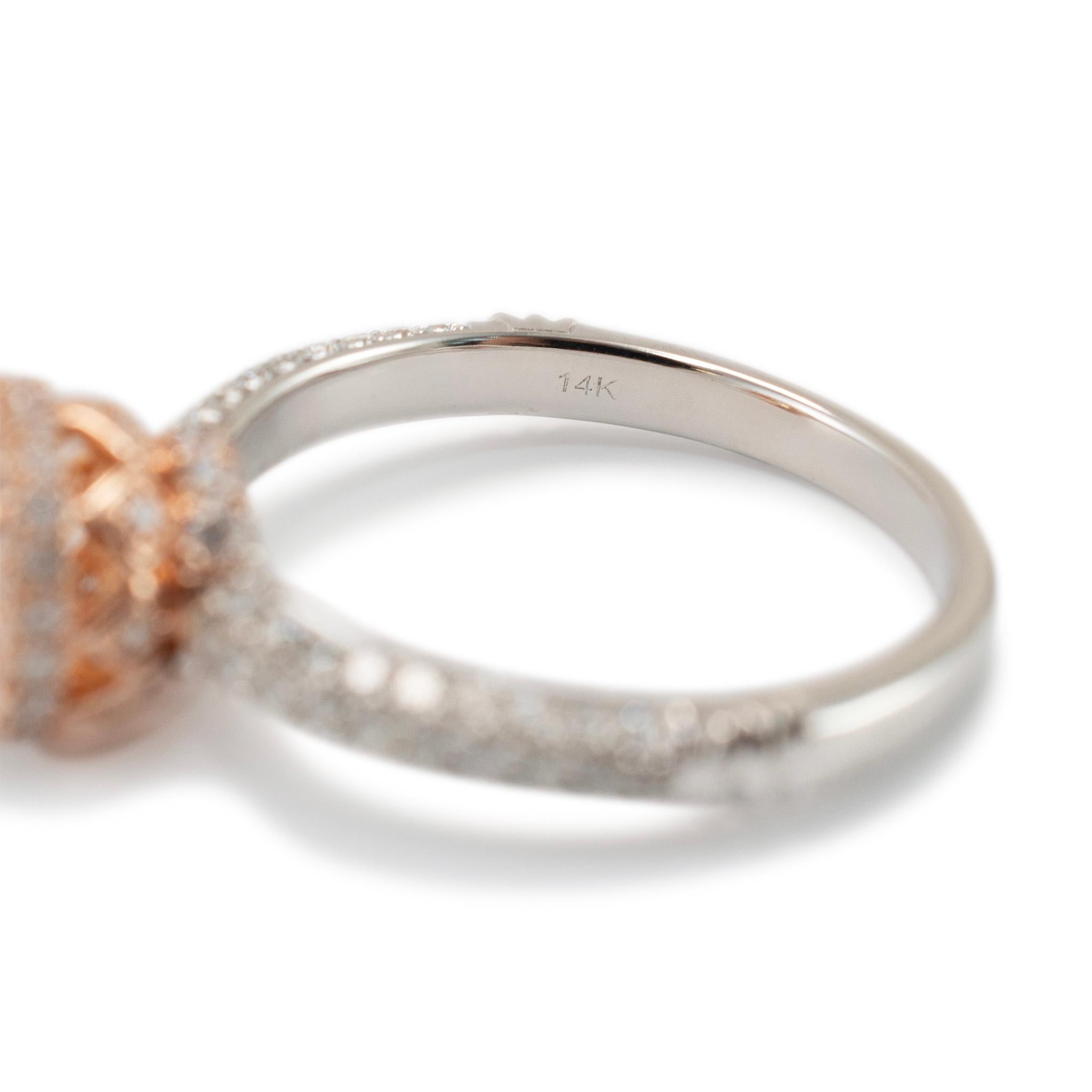 Anillo de compromiso de diamante halo redondo de 0,65 ct en oro blanco y rosa de 14 quilates para mujer en venta 1