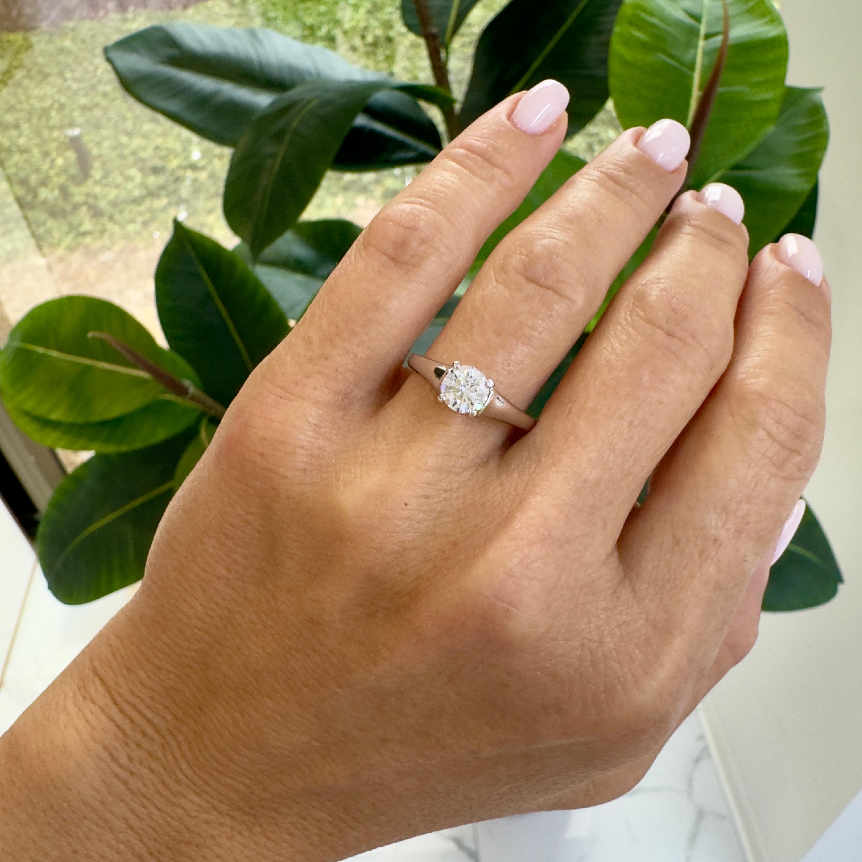 Anillo de compromiso solitario con diamante cultivado en laboratorio de 0,82 ct en oro blanco de 14 quilates para señora en venta 5
