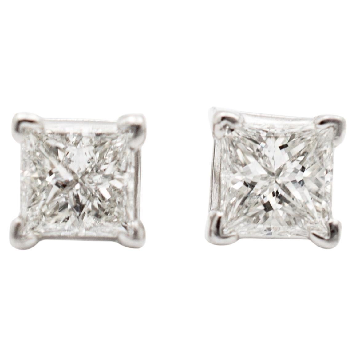 Ladies 14K White Gold 1.00CT Princess Cut Diamond Screw Back Stud Earrings For Sale