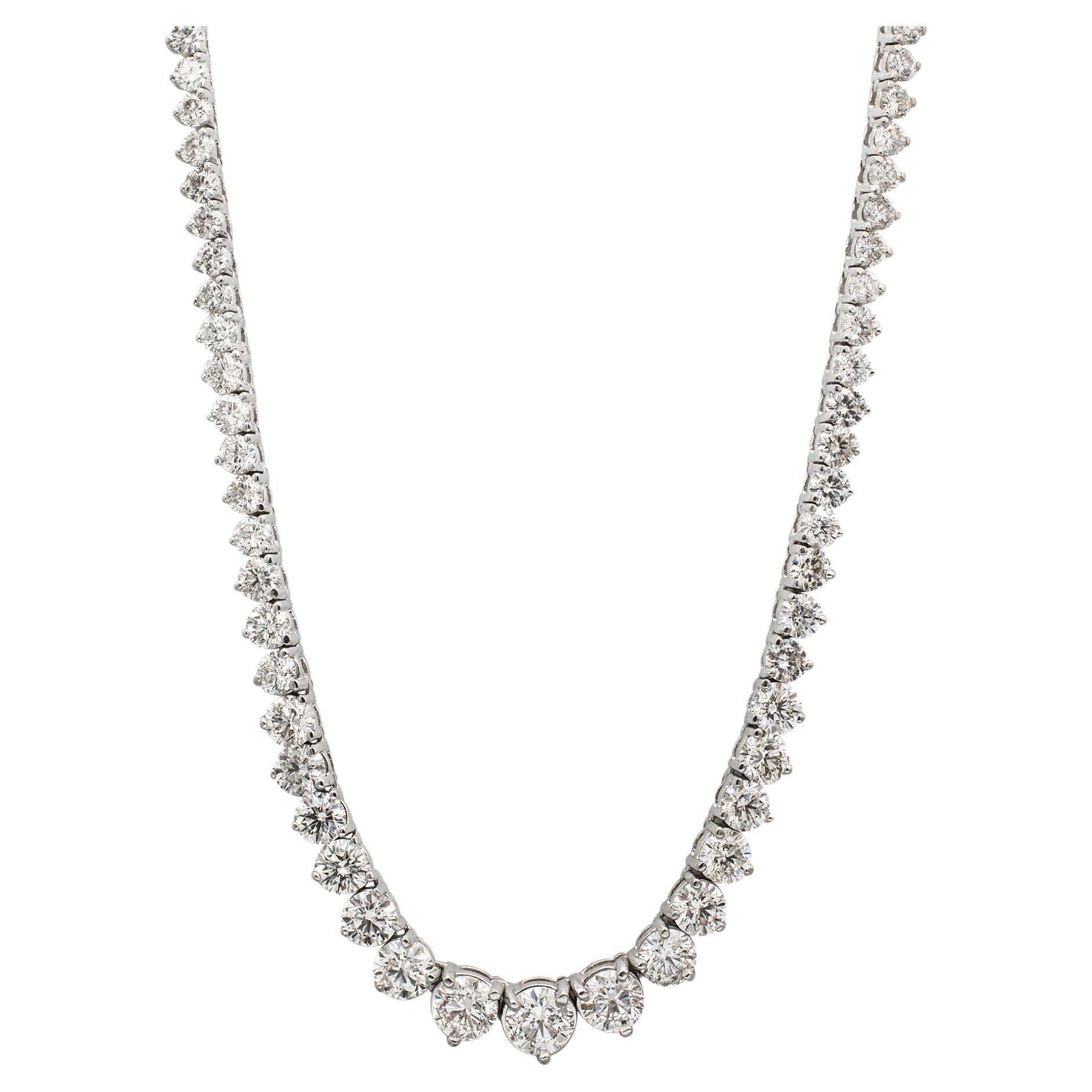 Ladies 14K White Gold 21.50ct Graduated Diamond Rivera Red Carpet Chain Necklace For Sale