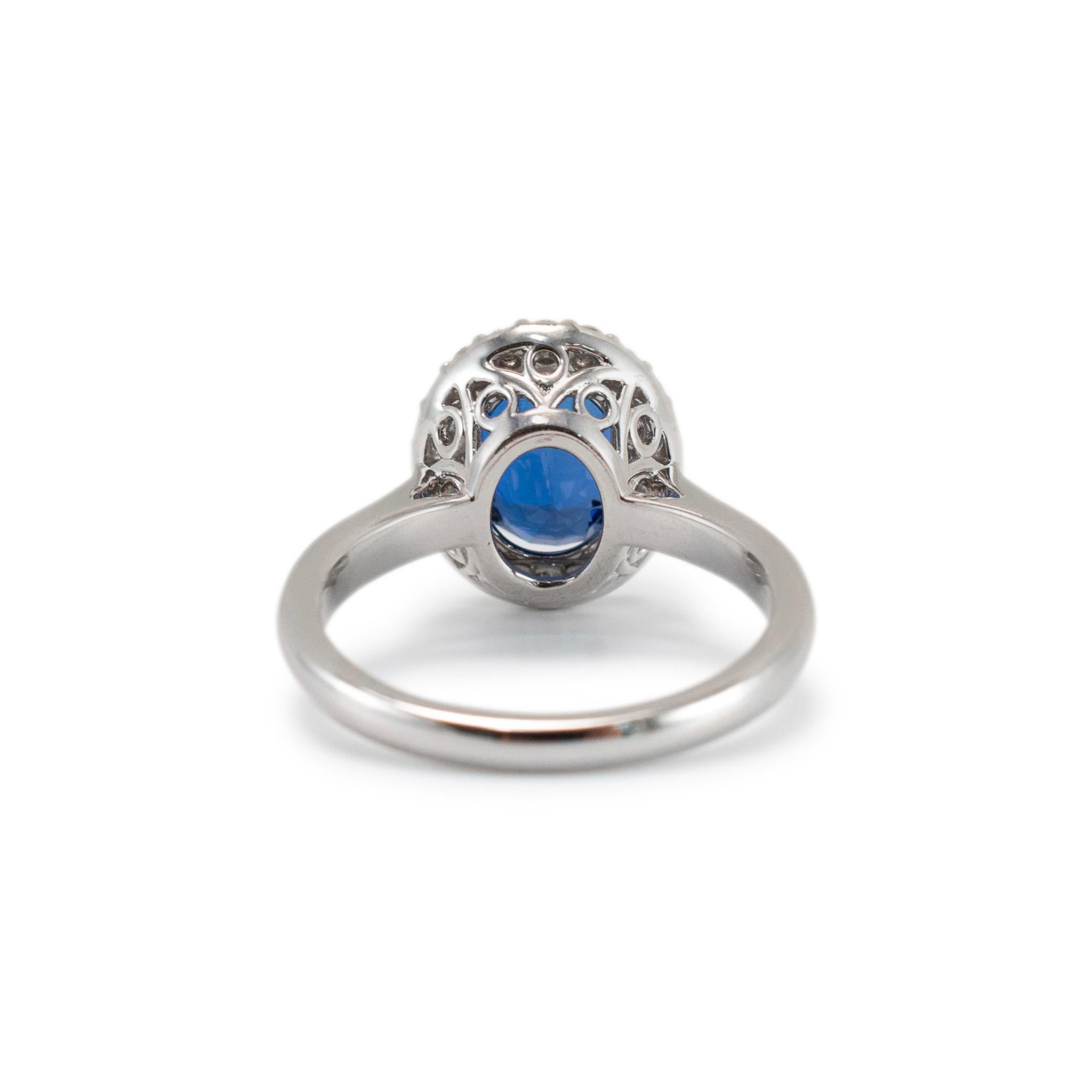 Ladies 14K White Gold 2.95ct Blue Sapphire Halo Diamond Cocktail Ring Damen im Angebot