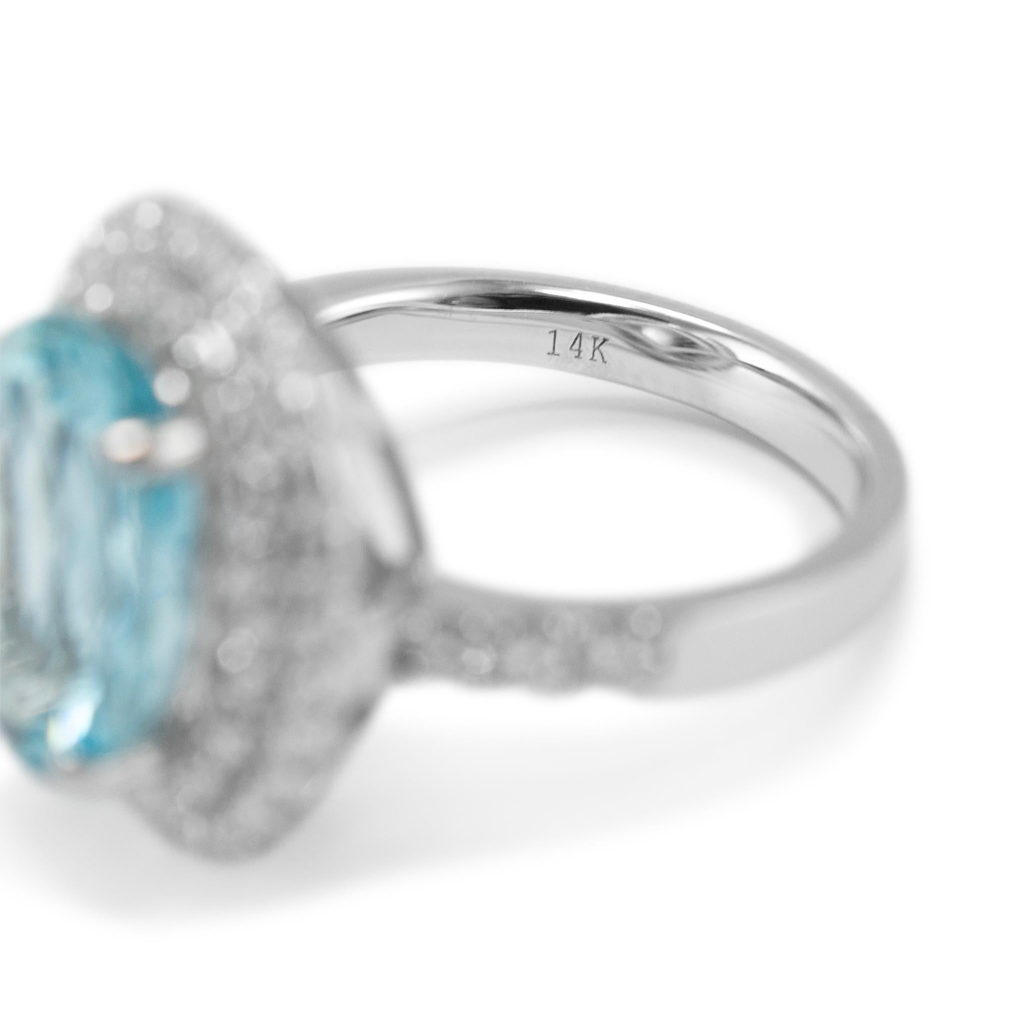 Bague de cocktail en or blanc 14K pour femme, 4.52ct Aigue-marine Halo Diamant en vente 1