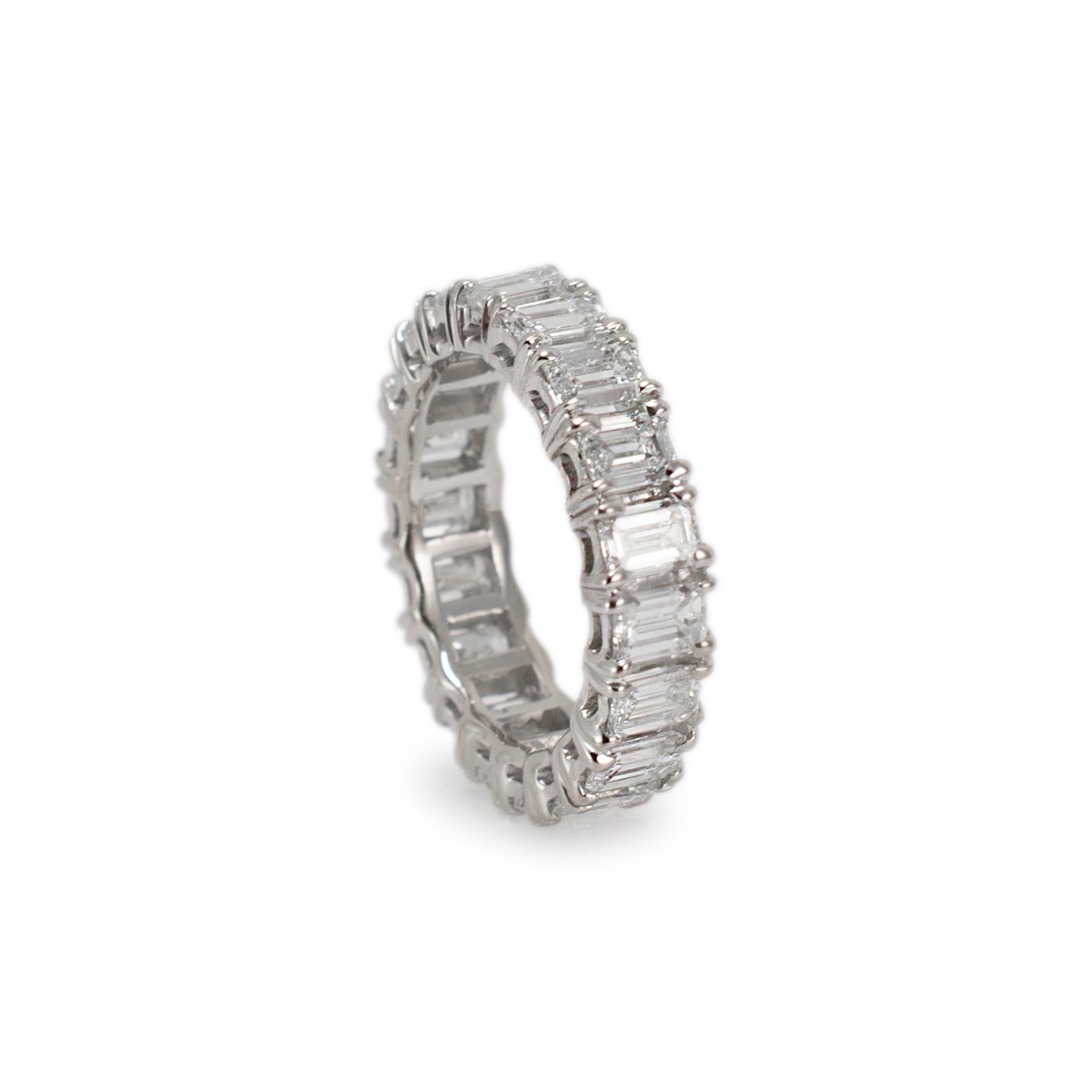 Alianza de boda de diamantes talla esmeralda en oro blanco de 14 quilates, 4,63 ct en Excelente Estado en Houston, TX