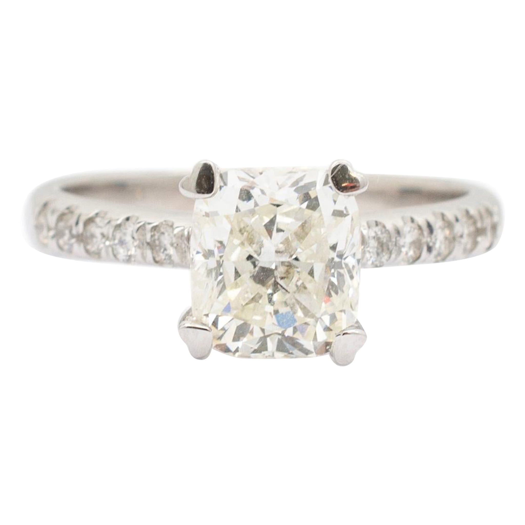 Anillo de compromiso de diamante talla cojín en oro blanco de 14 quilates para mujer