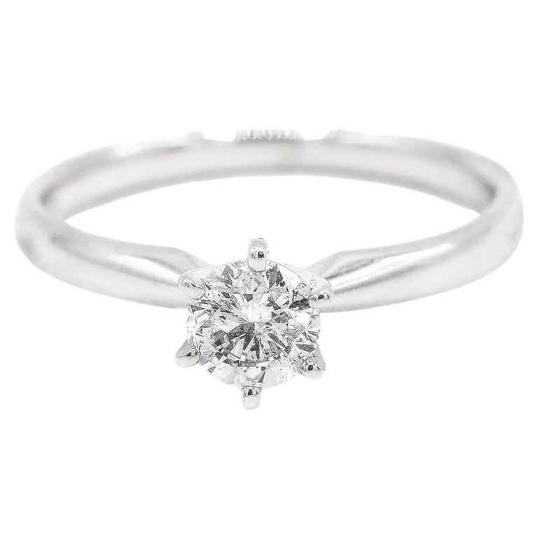 Ladies 14K White Gold Diamond Engagement Ring For Sale at 1stDibs