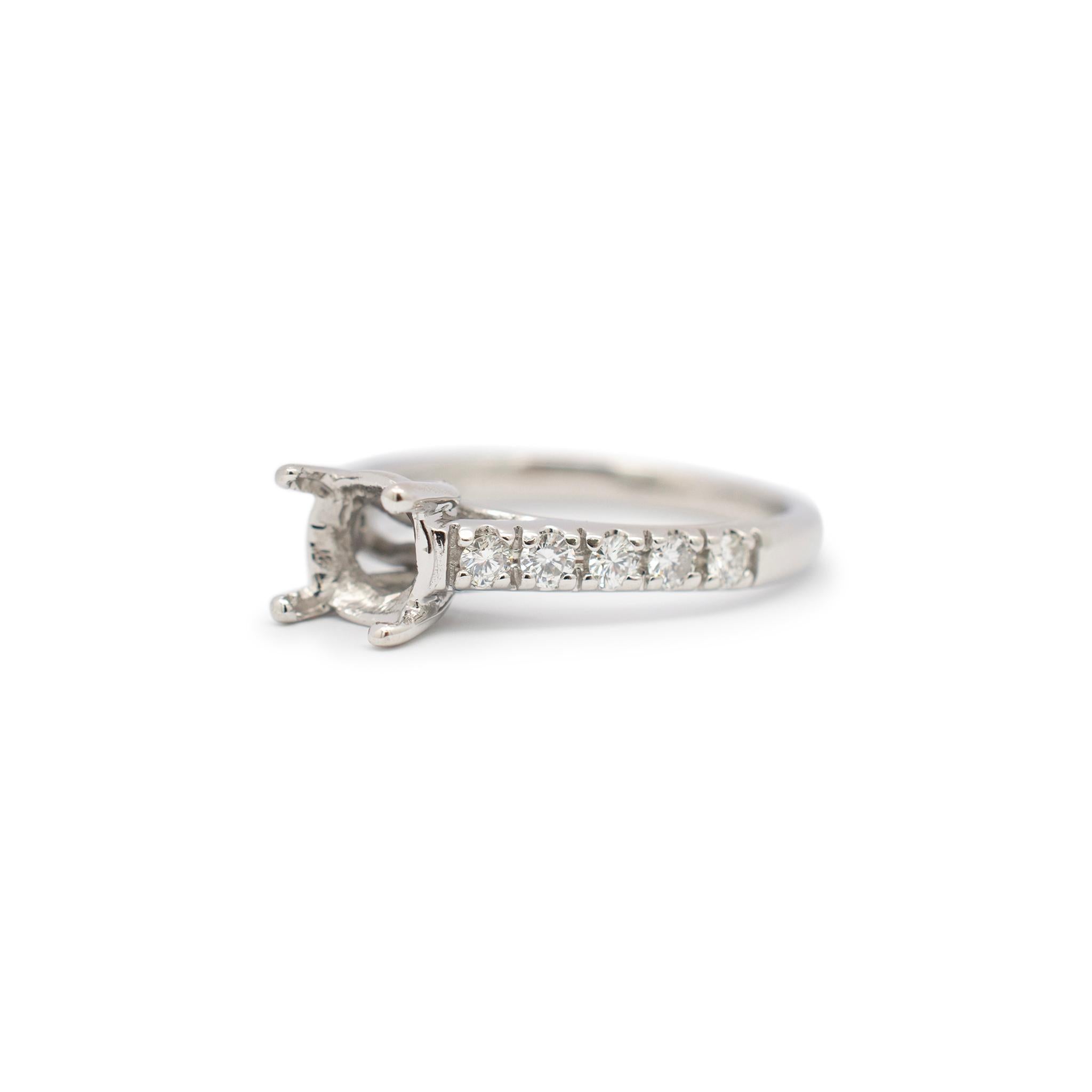 Round Cut Ladies 14K White Gold Diamond Semi Mount Engagement Ring For Sale