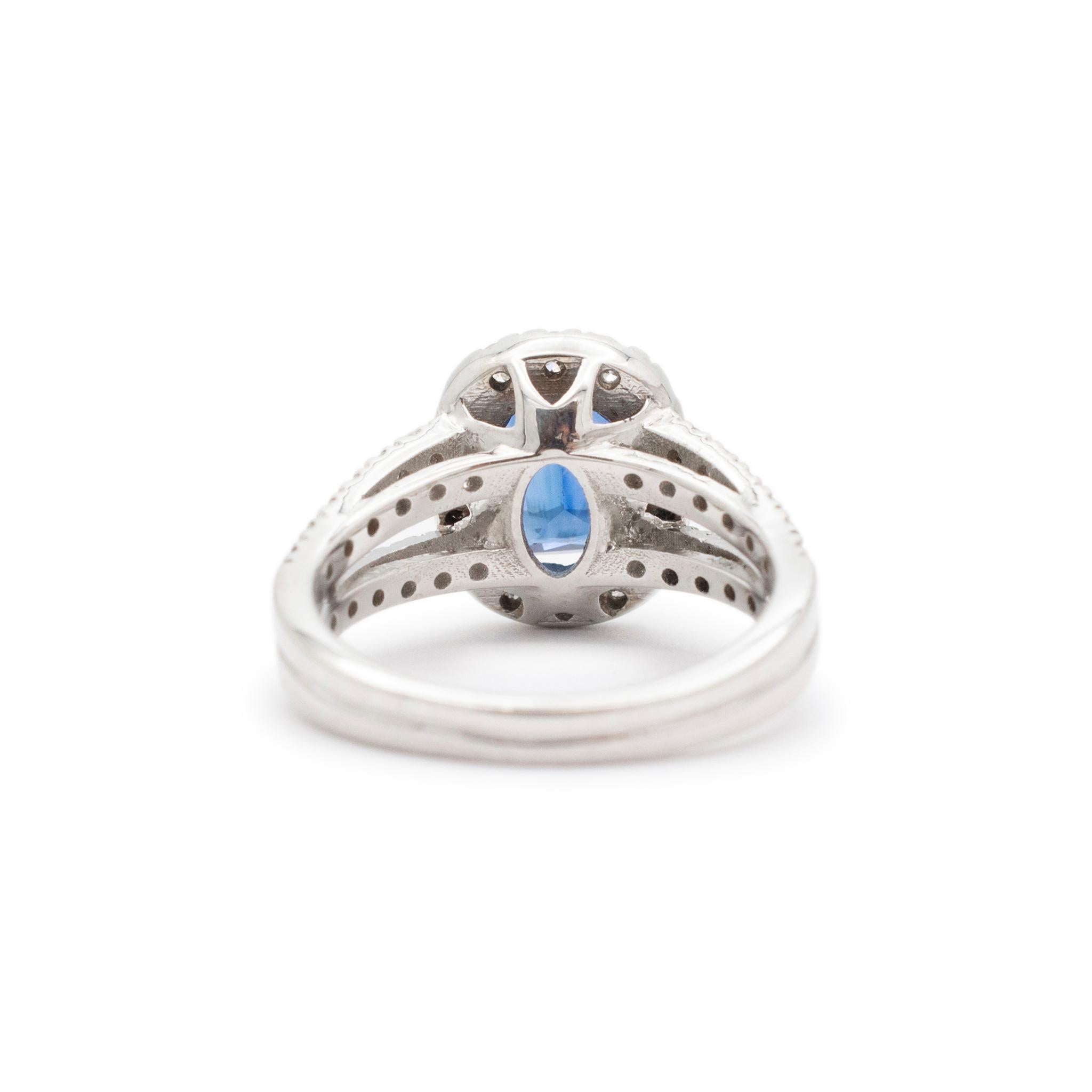 Ladies 14K White Gold Gia Sapphire Halo Accented Diamond Cocktail Ring In Excellent Condition For Sale In Houston, TX