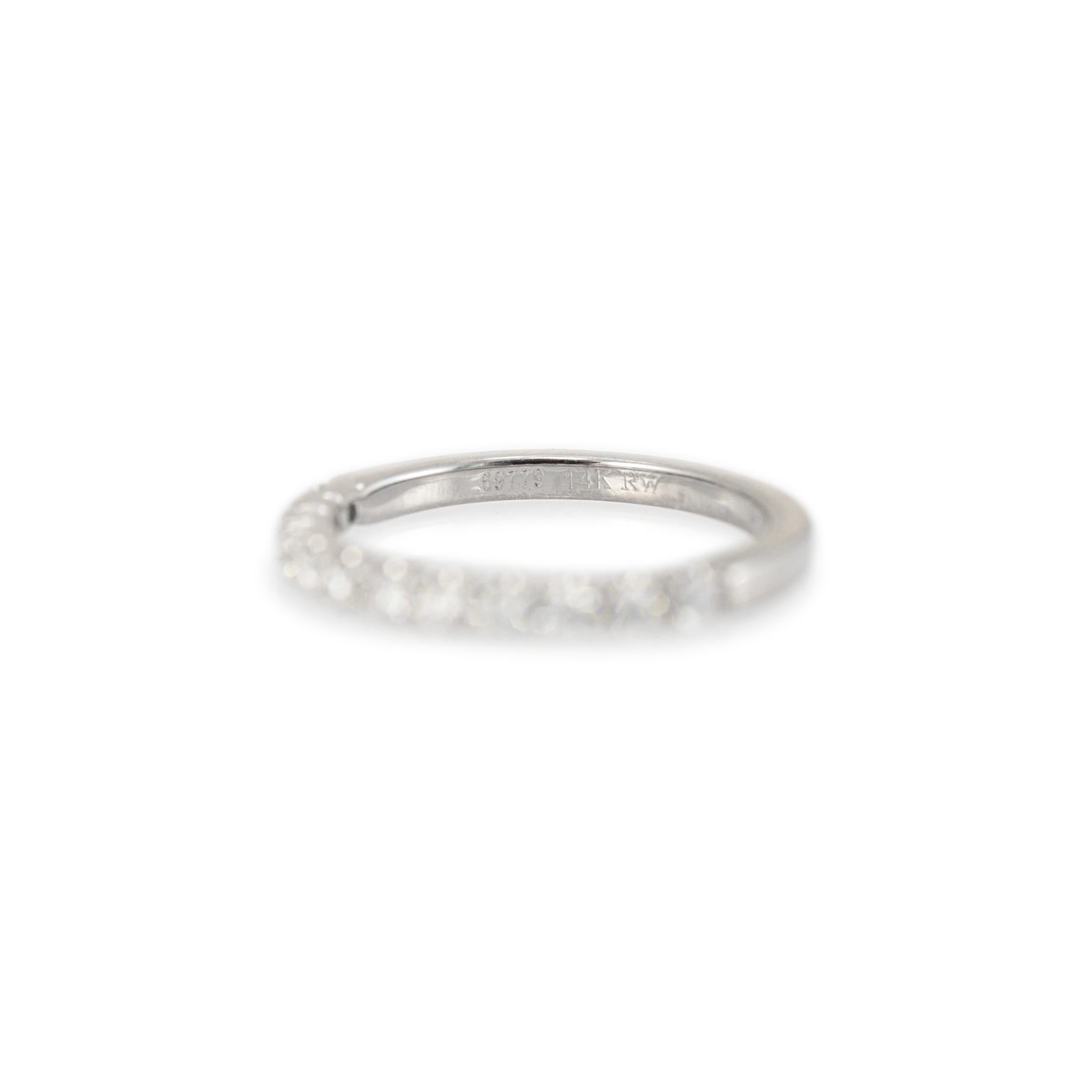Alianza de oro blanco de 14 quilates media eternidad 0,25 ct diamante para mujer 2