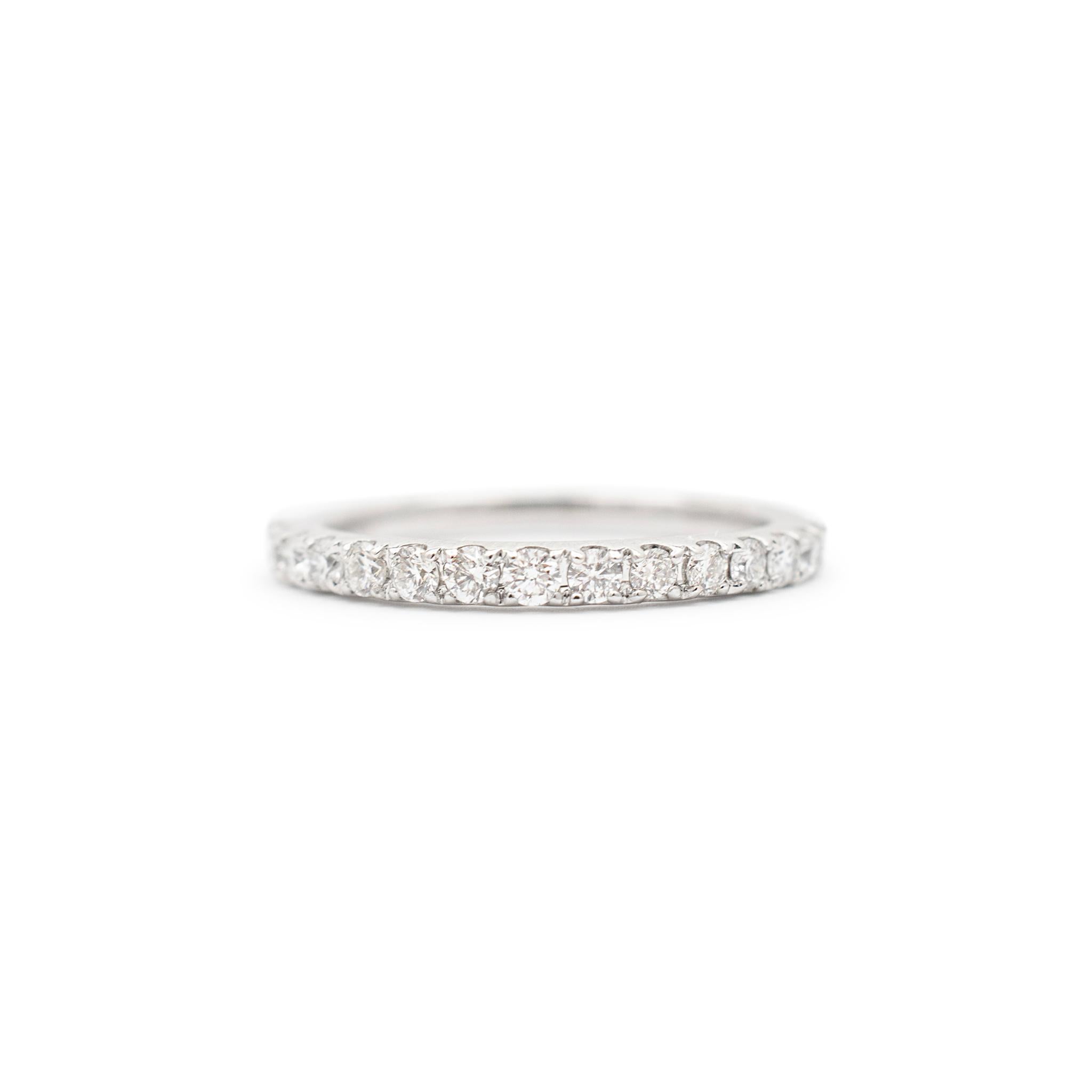 Women's Ladies 14K White Gold Halo Diamond Engagement Ring Wedding Band Bridal Set For Sale