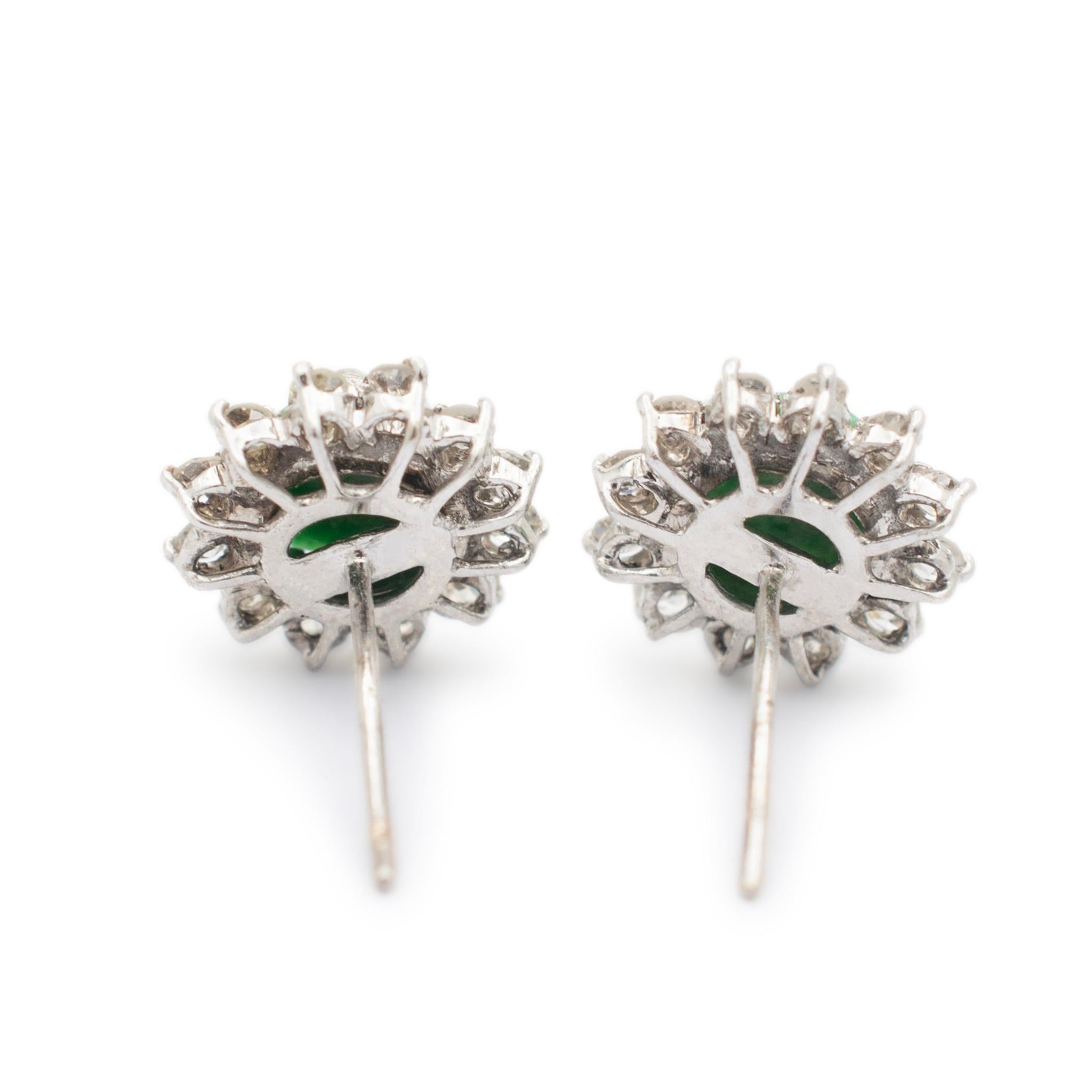 Ladies 14K White Gold Jade Halo Diamond Stud Earrings In Excellent Condition For Sale In Houston, TX