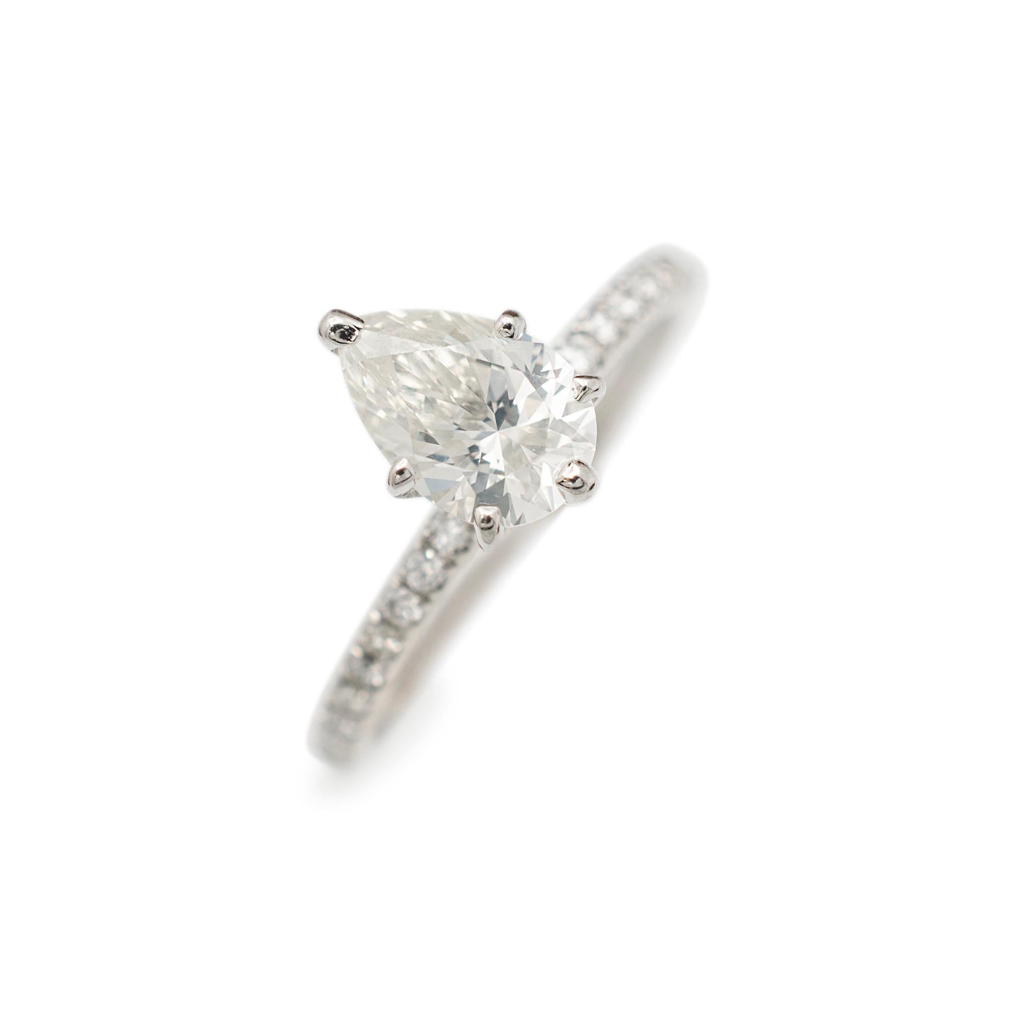 Gender: Ladies

Metal Type: 14K White Gold

Size: 5.5

Shank Maximum Width: 1.75 mm

Weight: 2.20 grams

Ladies 14K white gold diamond engagement ring with a half round shank. The metal was tested and determined to be 14K white gold. 

Pre-owned in