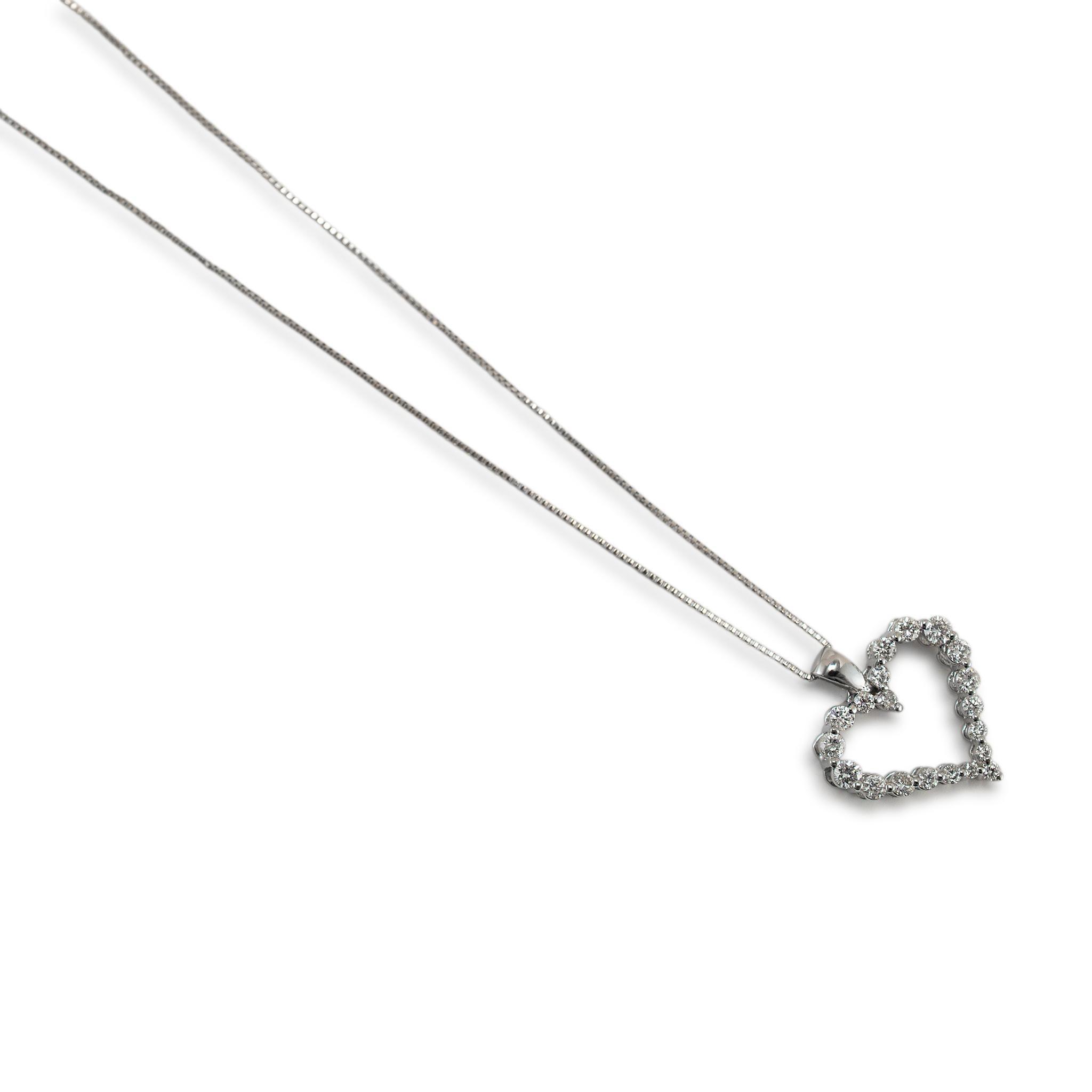 Genre : Mesdames

Type de métal : Or blanc 14K

Longueur : 20.00 pouces

Poids : 2.47 grammes

Un collier à un brin en or blanc 14K pour dames, avec des diamants. Le métal a été testé et il a été déterminé qu'il s'agissait d'or blanc 14K. Gravé