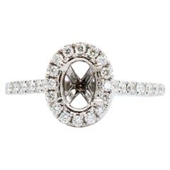 Bague de fiançailles pour dames en or blanc 14K, avec halo ovale et diamant en demi-monture