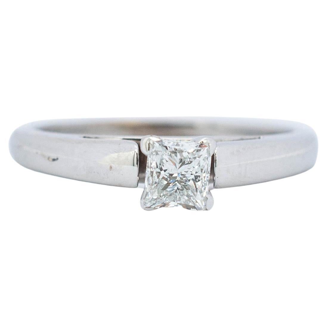 Ladies 14K White Gold Princess Cut Solitaire Diamond Engagement Ring For Sale