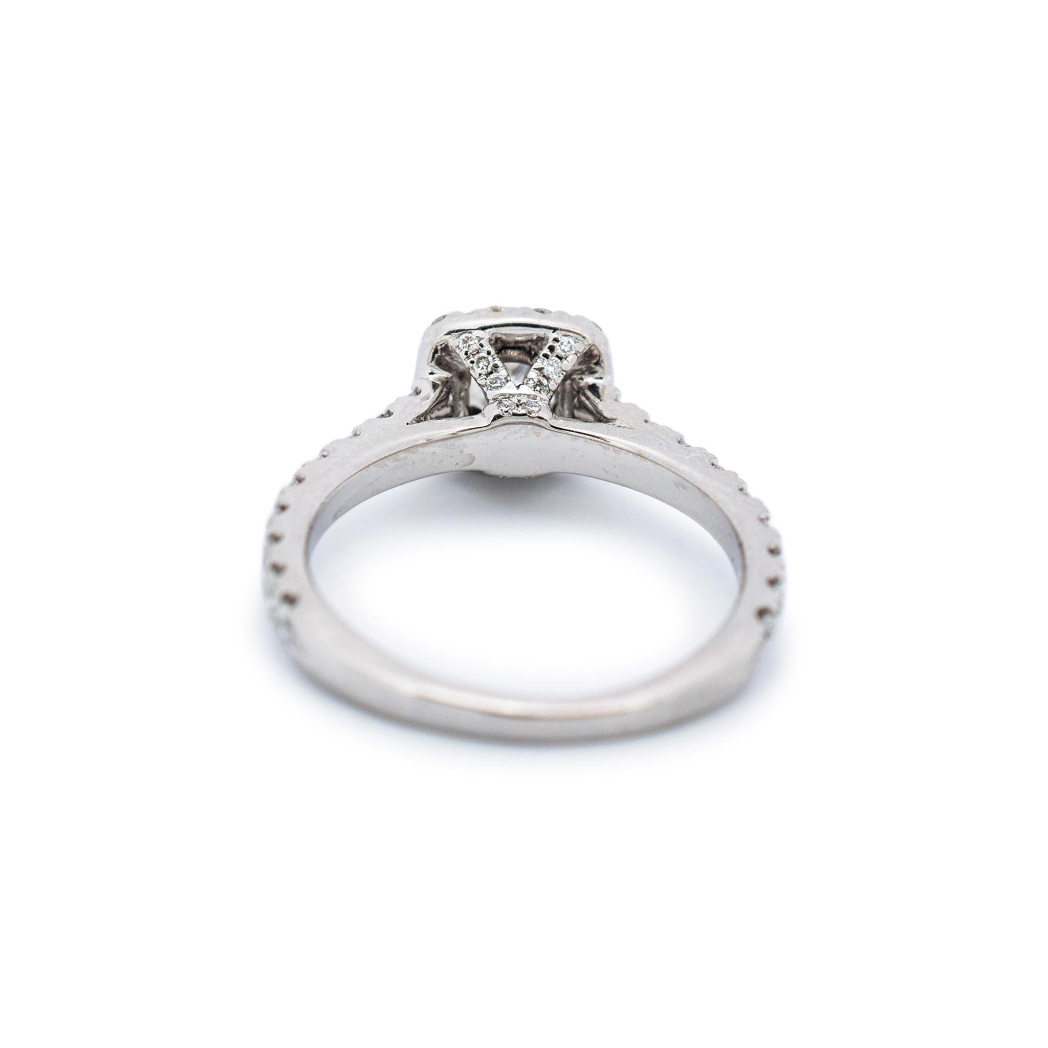Women's Ladies 14k White Gold Princess Halo Diamond Engagement Ring For Sale