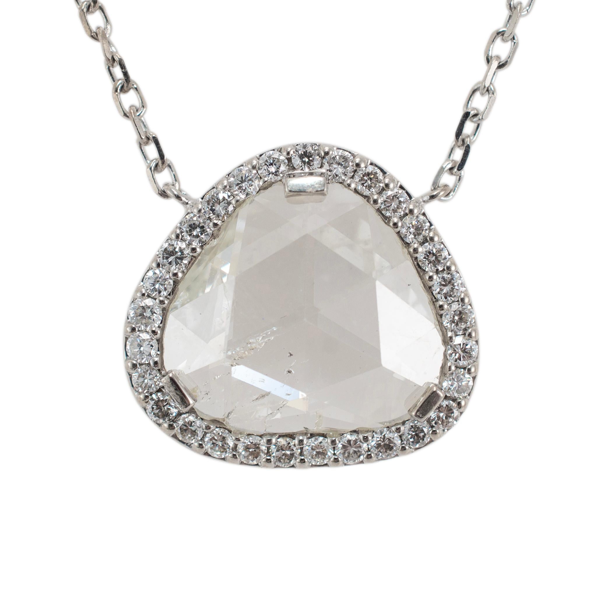 Genere: Donna

Tipo di metallo: oro bianco 14K

Lunghezza: 18,00 pollici

Peso: 5,59 grammi

Una collana da donna in oro bianco 14K con un solo filo di diamanti. Il metallo è stato testato ed è risultato essere oro bianco 14 carati. Inciso con