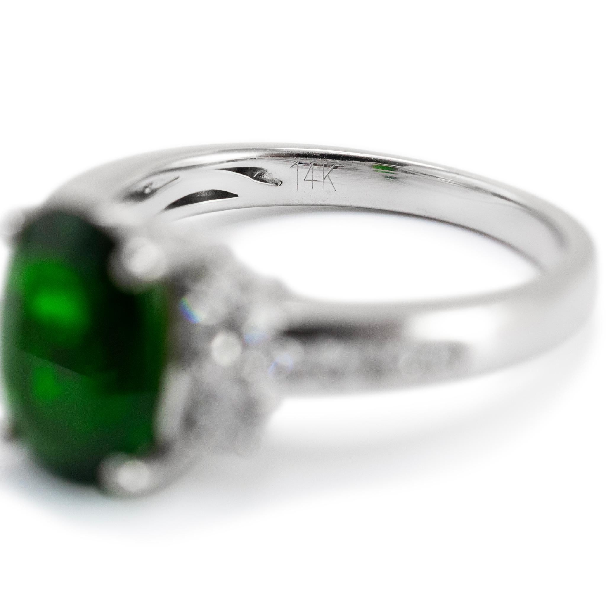 Ladies 14K White Gold Tourmaline Accented Diamond Cocktail Ring im Angebot 1