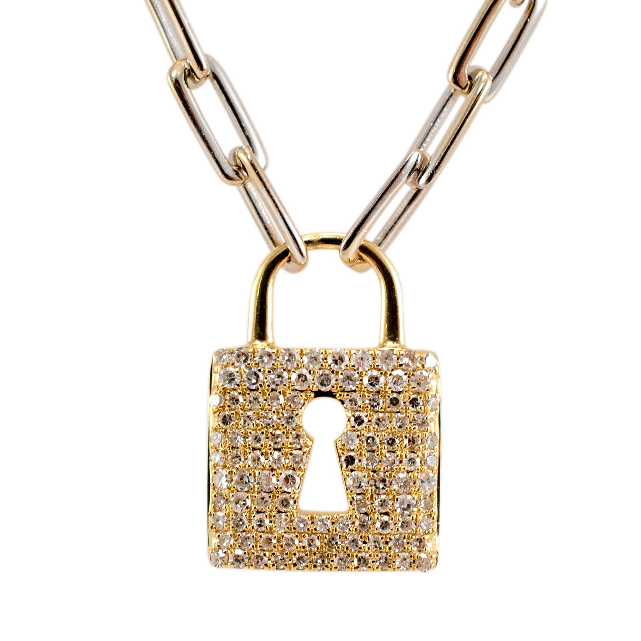 Genre : Mesdames

Type de métal : Or blanc et jaune 14K

Longueur : 16.00 pouces

Poids : 8.22 grammes

Un collier de femmes en or blanc et jaune 14K avec des diamants sur un seul brin. Le métal a été testé et déterminé comme étant de l'or blanc et
