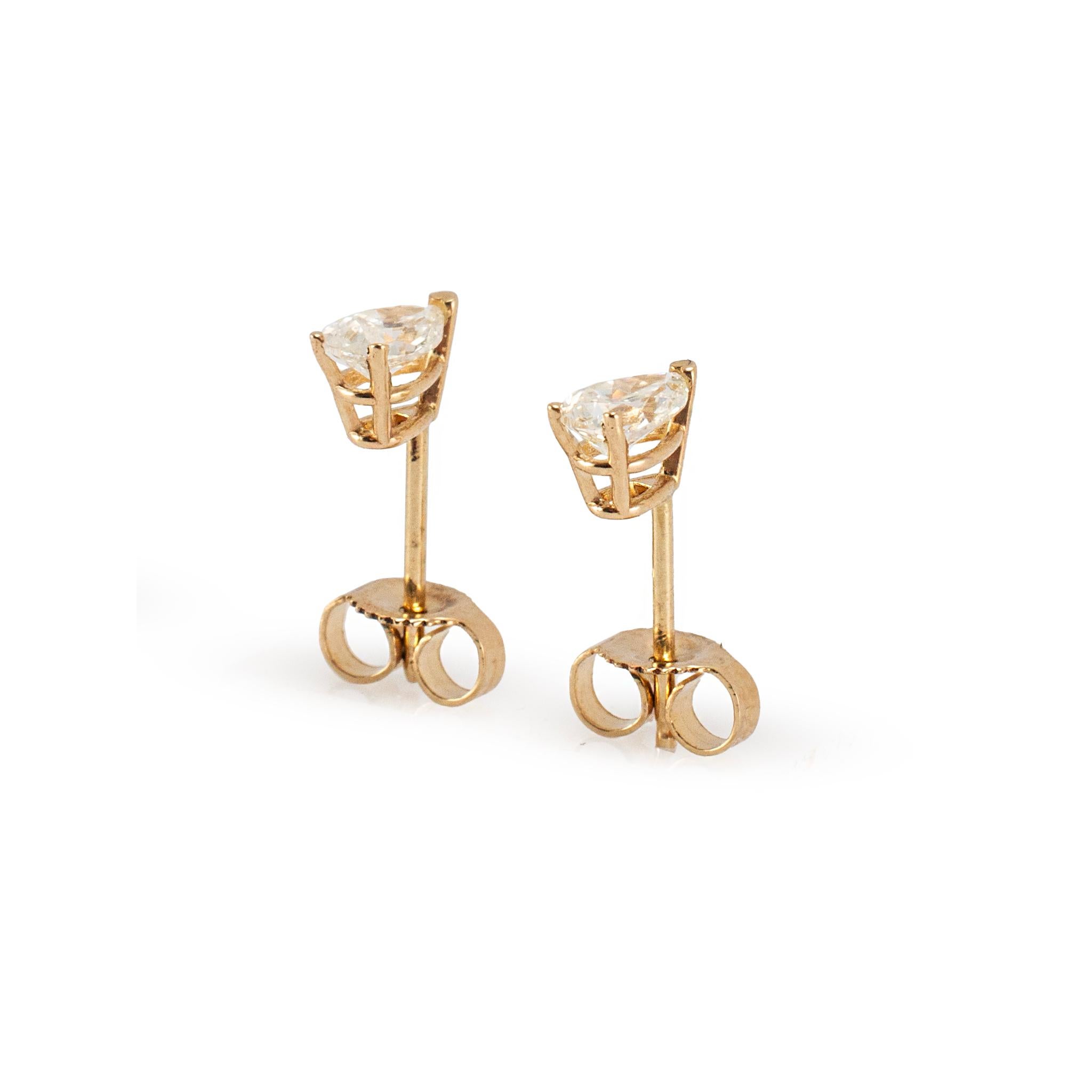 Ladies 14K Yellow Gold 0.44ct Pear Shape Diamond Stud Earrings In condizioni ottime in vendita a Houston, TX