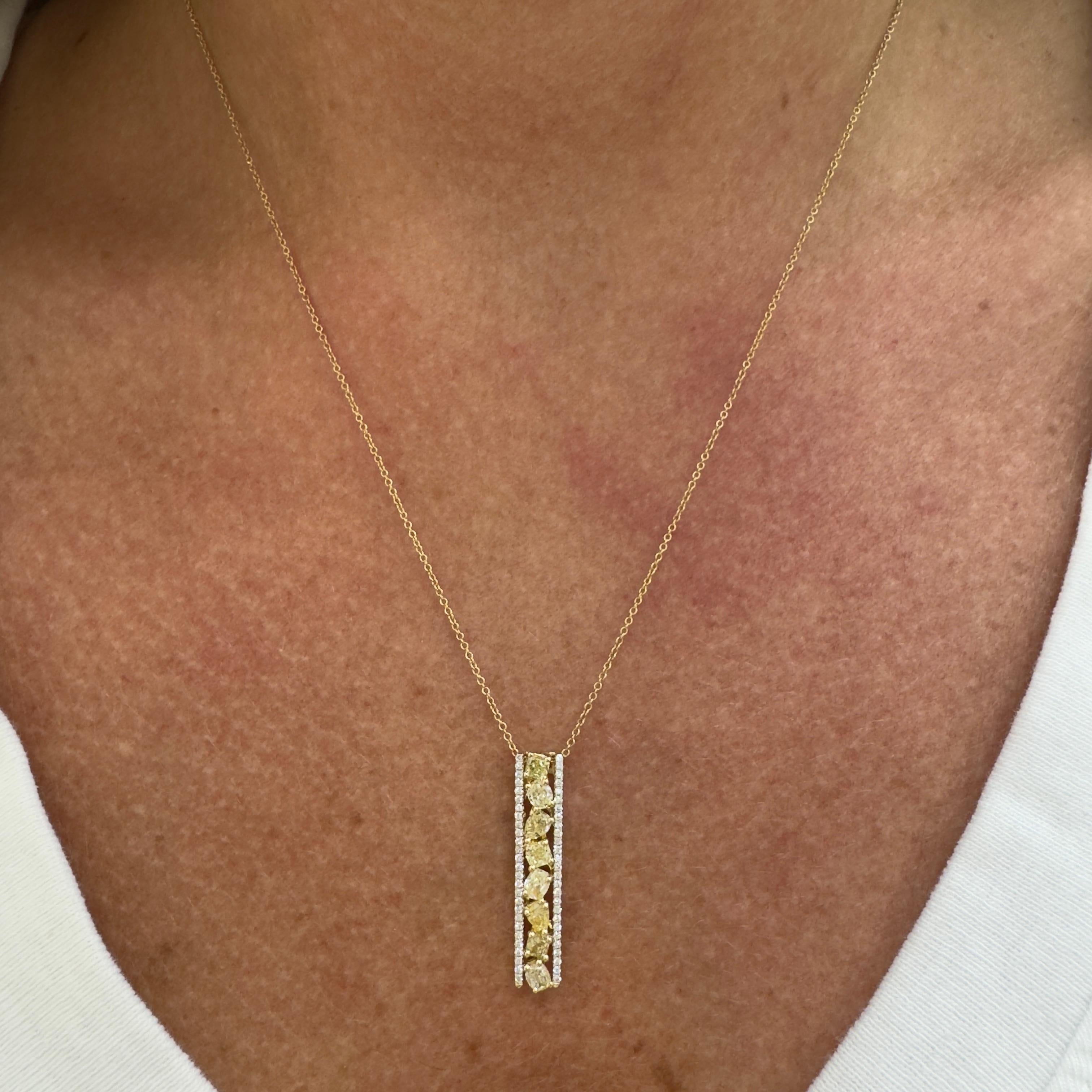 Collana da donna in oro giallo 14K con diamanti bianchi e gialli a due toni da 1,48 carati in vendita 4