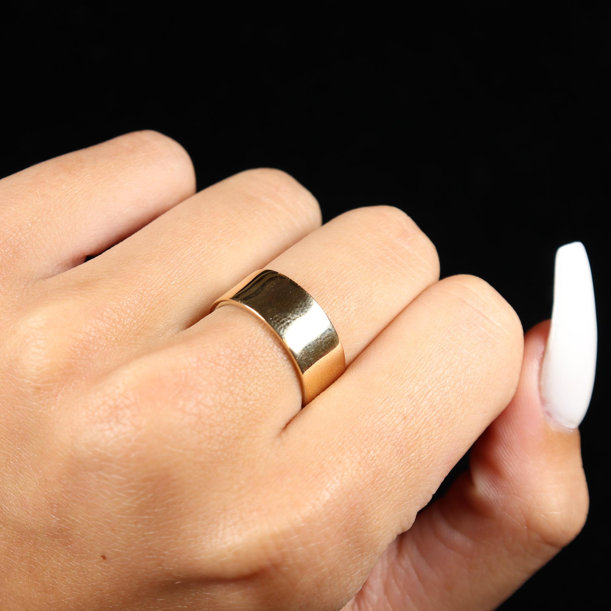 Ladies 14K Yellow Gold Band 3