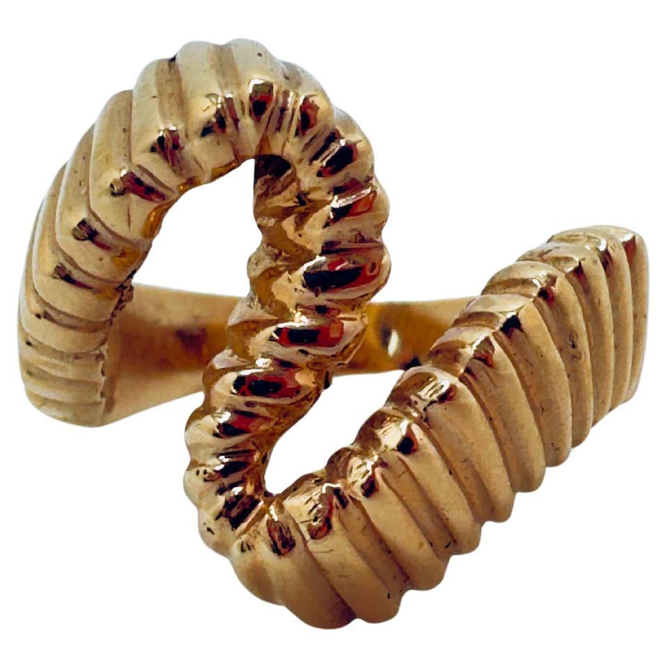 10 Karat 1956 Desales Class Ring For Sale at 1stDibs | used class rings ...