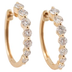 Damen 14K Gelbgold Halb Ewigkeits-Mini-Ohrringe mit abgestuften Diamanten
