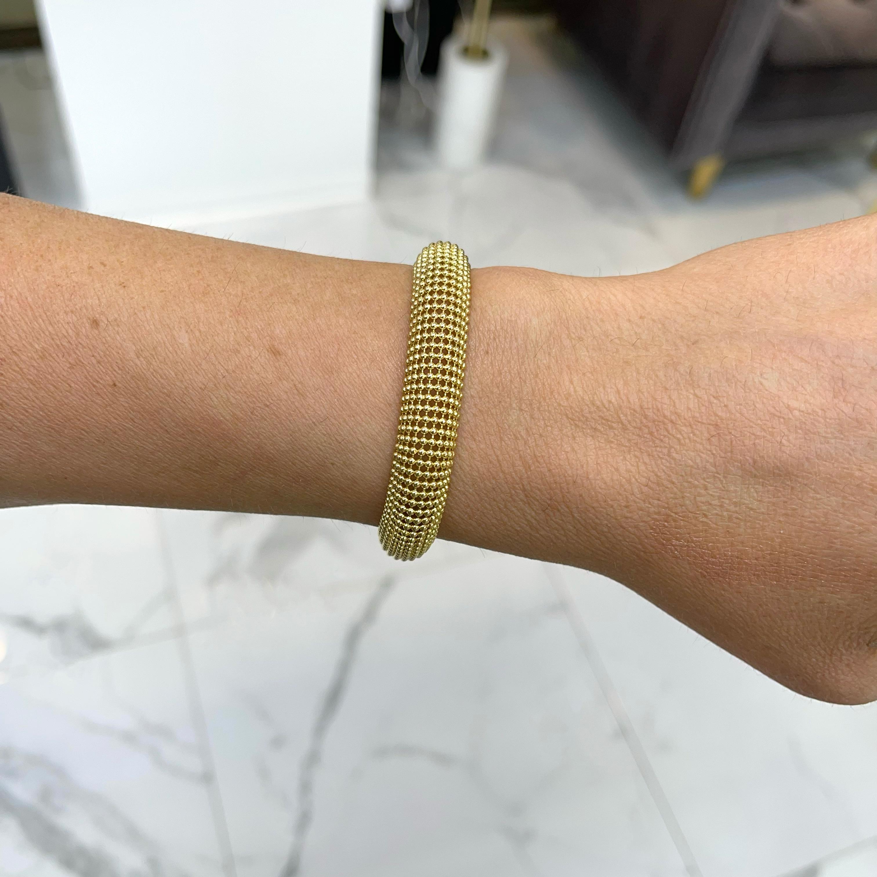 Ladies 14K Yellow Gold Mesh Link Bracelet For Sale 1