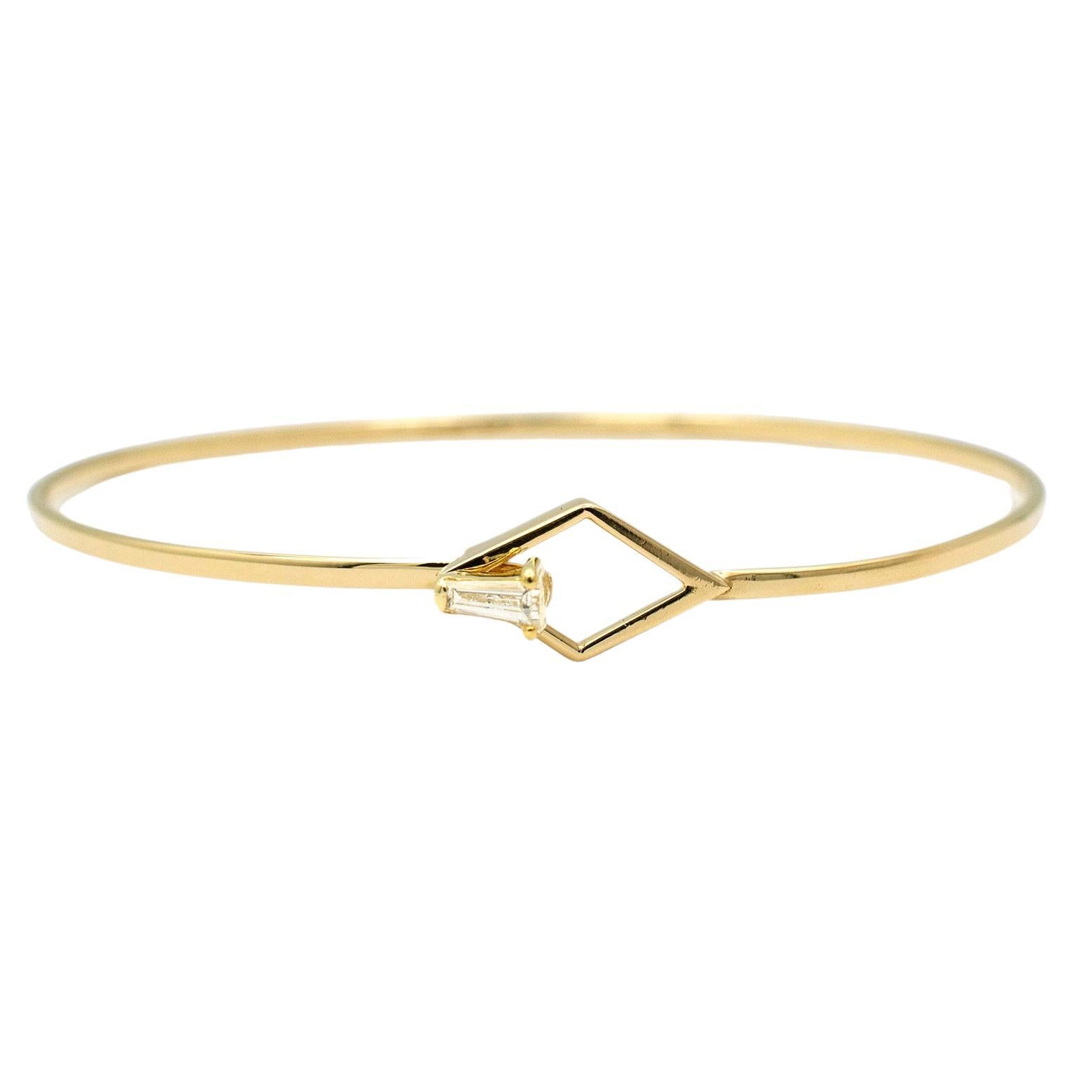 Ladies 14K Yellow Gold Rhombus Interlocking Bangle Bracelet For Sale