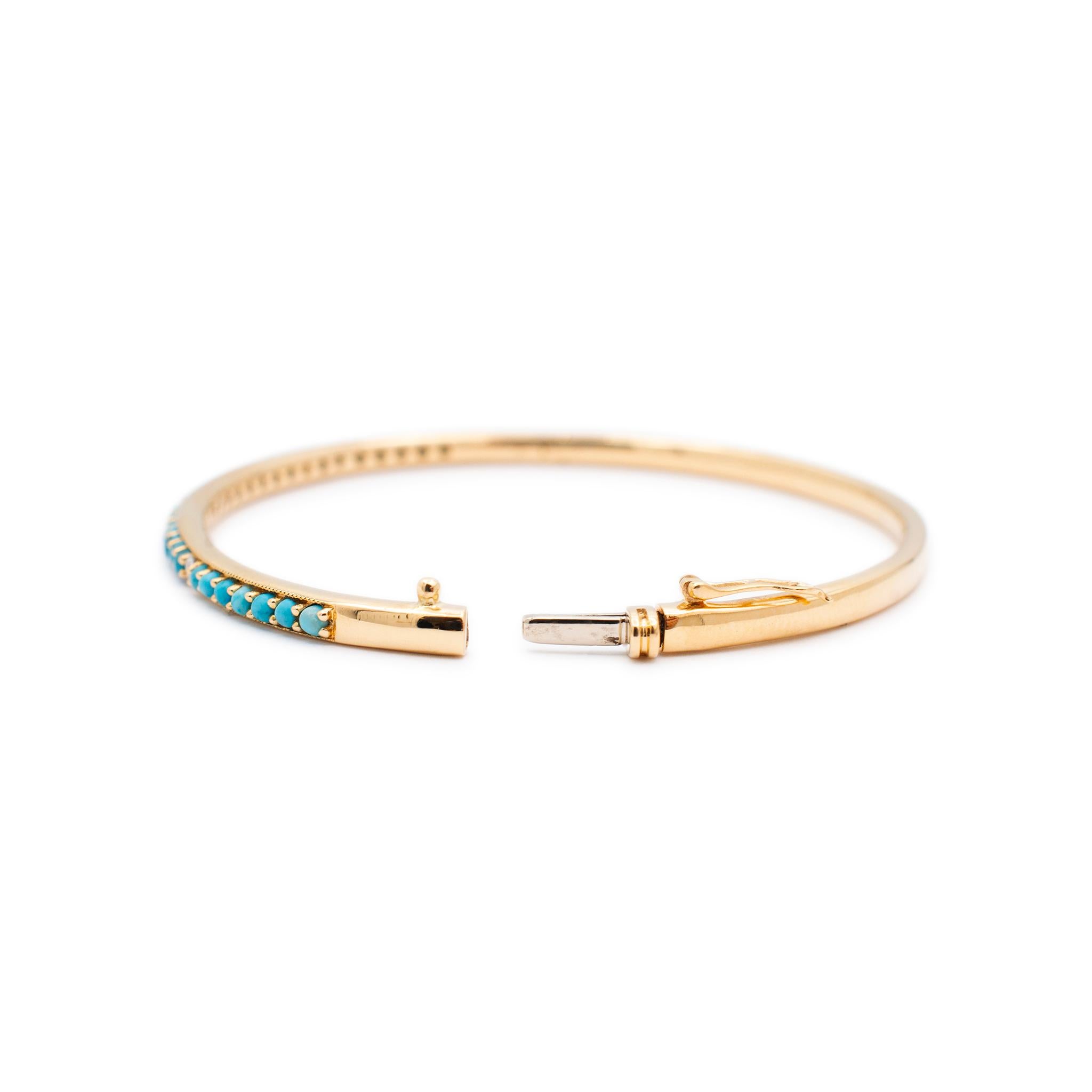 Taille ronde Bracelet jonc pour femmes en or jaune 14 carats avec turquoises rondes et diamants en vente