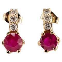 Pendientes de oro amarillo de 14 quilates con rubí y diamantes
