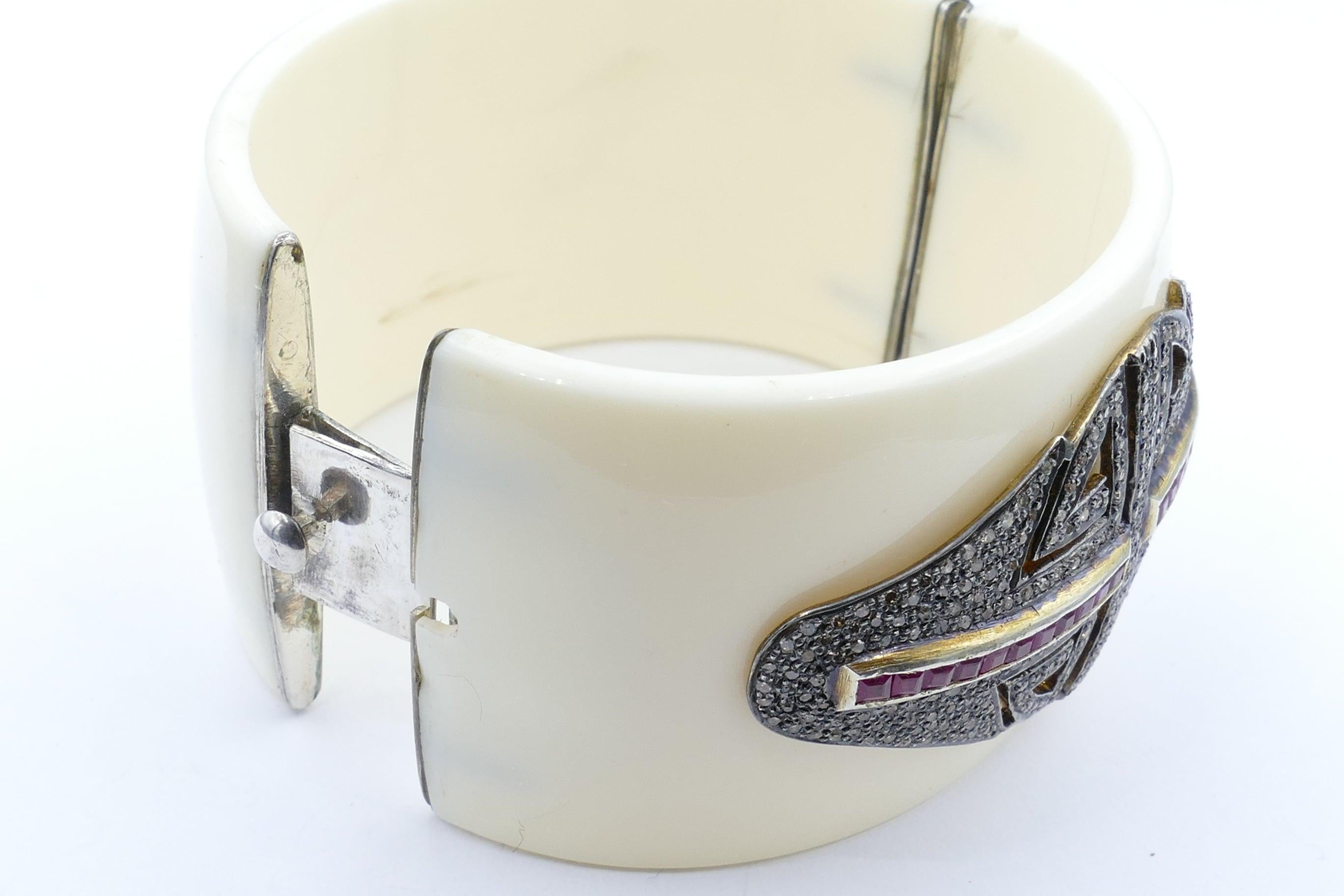 Mixed Cut Ladies 14 Karat Yellow Gold and Silver Diamond Ruby Bakelite Bangle For Sale
