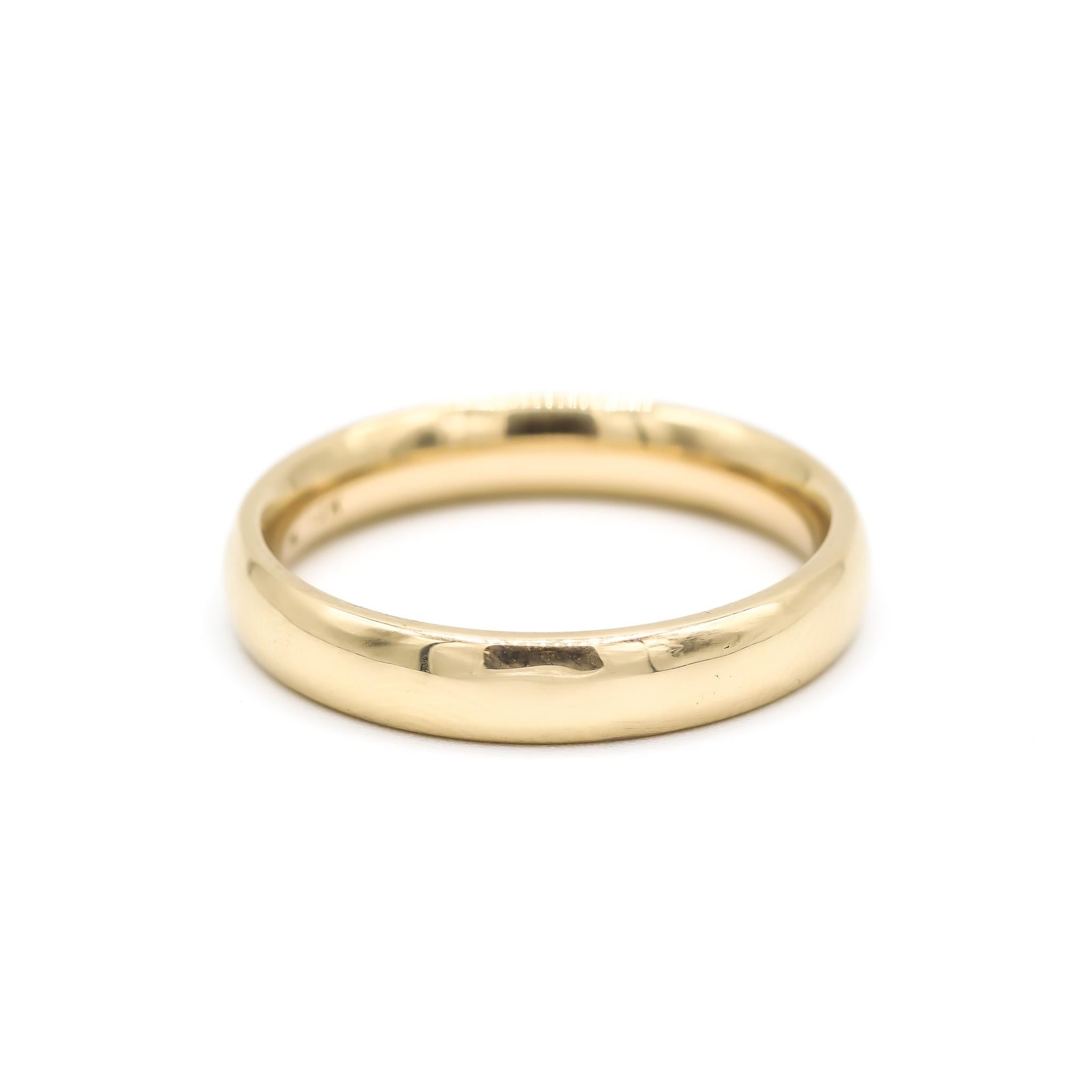 Ladies 14K Yellow Gold Wedding Band In Excellent Condition In Houston, TX