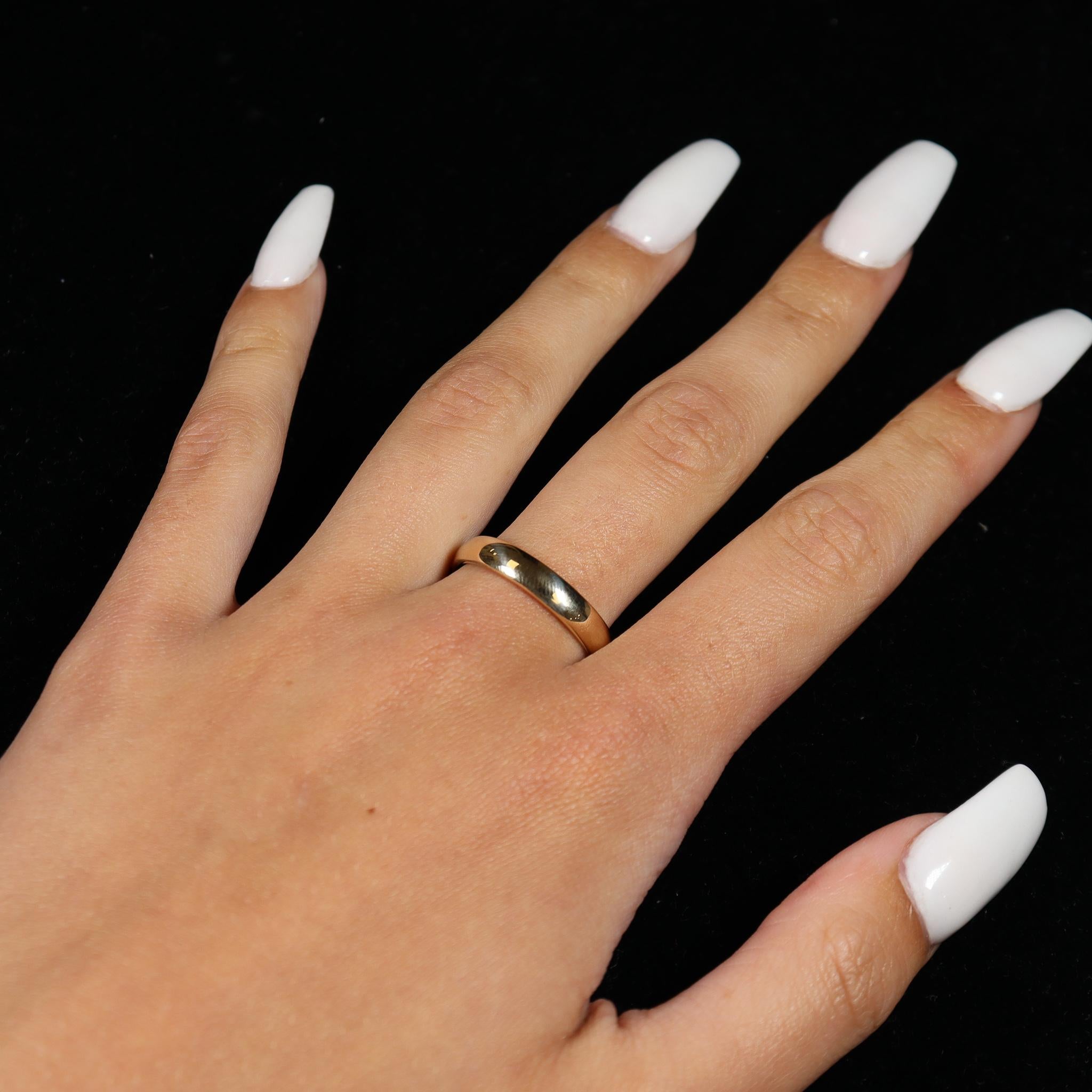 Ladies 14K Yellow Gold Wedding Band 5