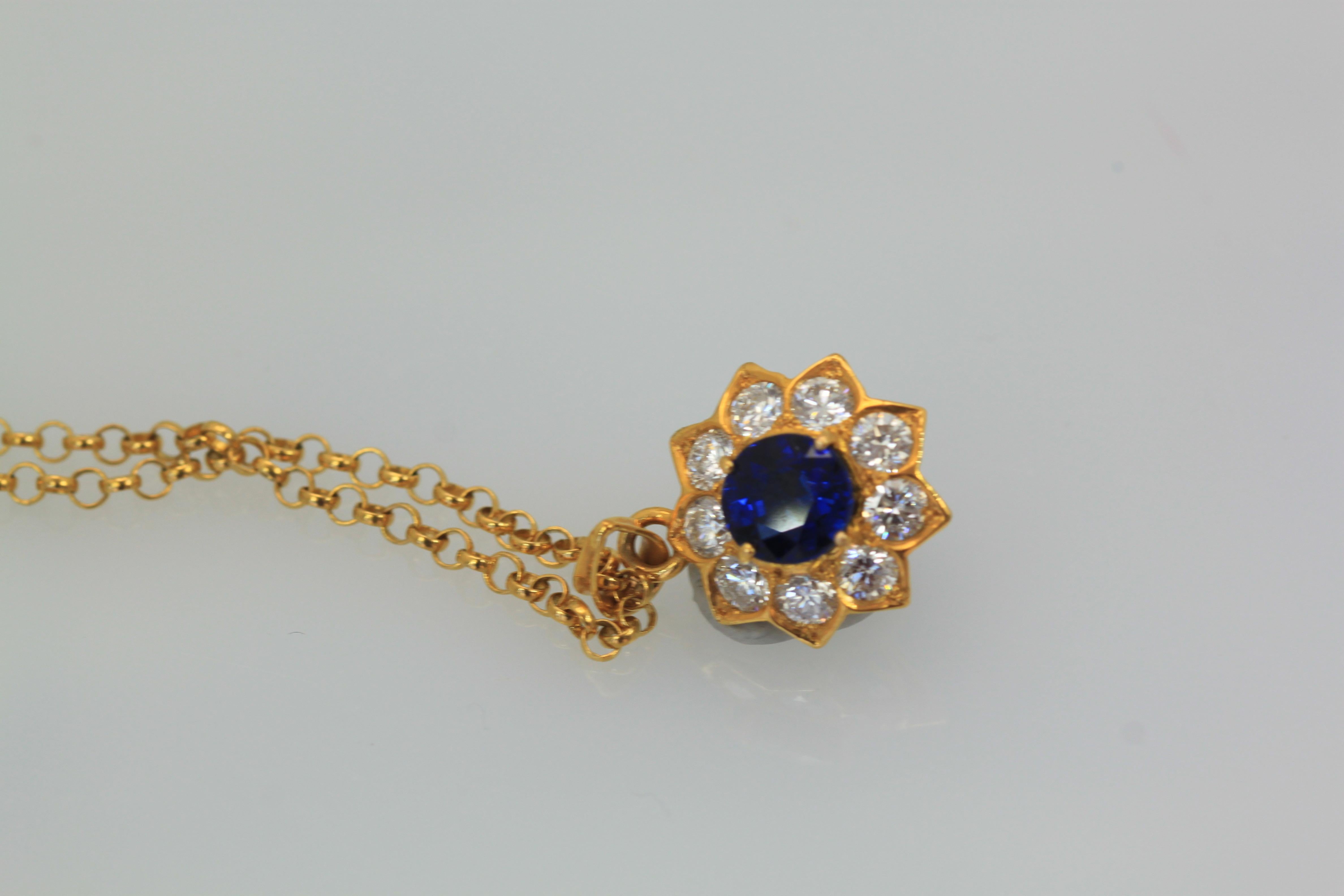 Ladies 18 Karat Gold Diamond Sapphire Pendant 2.50 Carat 4