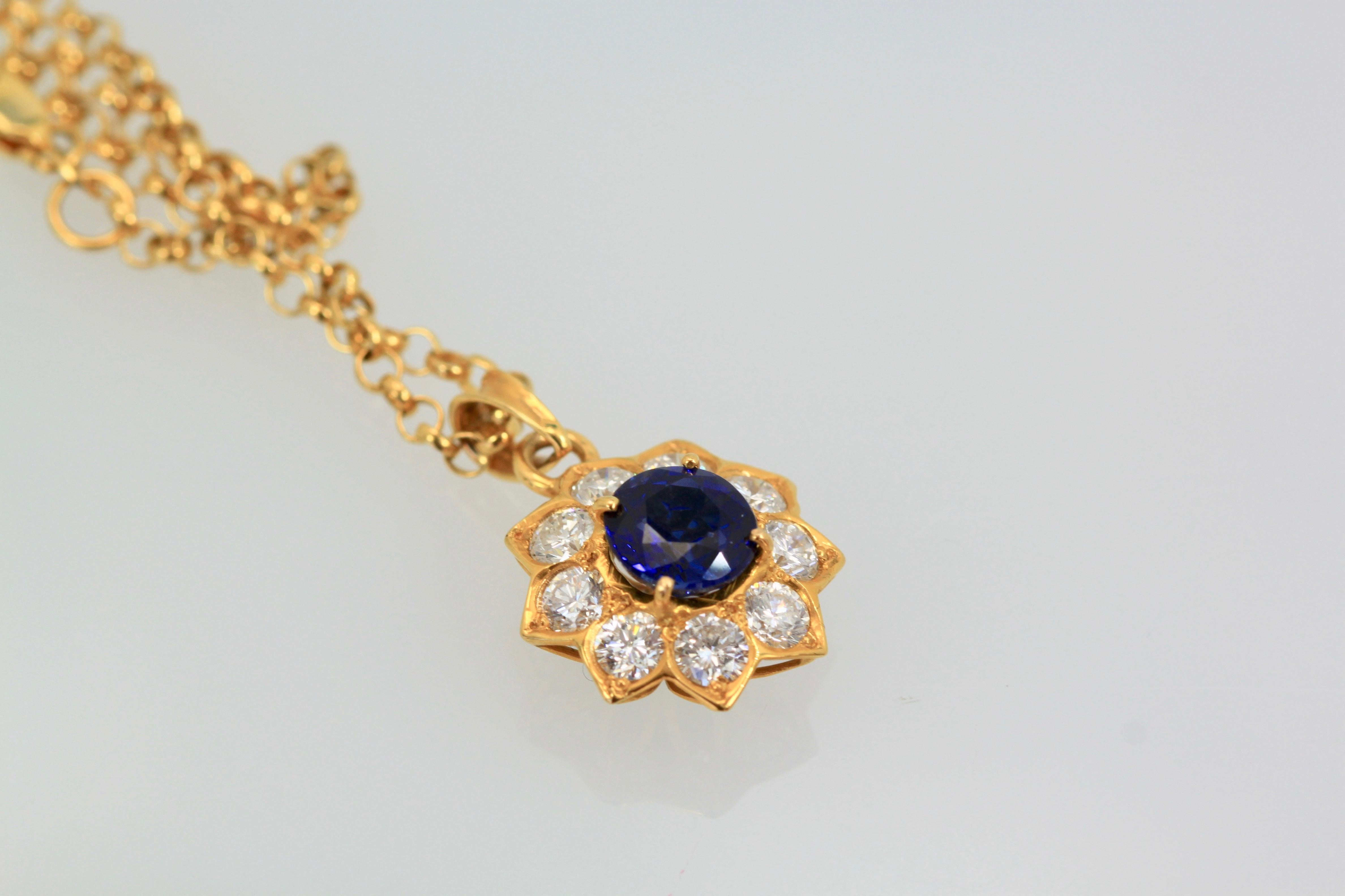 Ladies 18 Karat Gold Diamond Sapphire Pendant 2.50 Carat 1