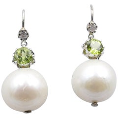 Ladies 18 Karat White Gold Peridot, Diamond and Pearl Earrings