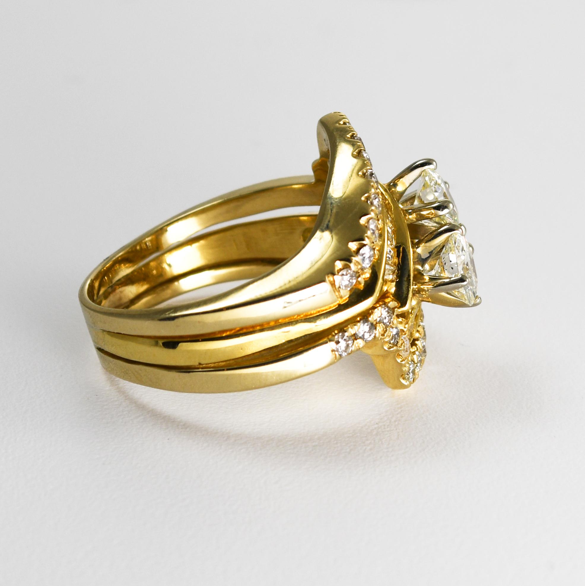 Taille ronde Bague pour femme en or jaune 18 carats avec diamants de 2,80 carats de poids total en vente