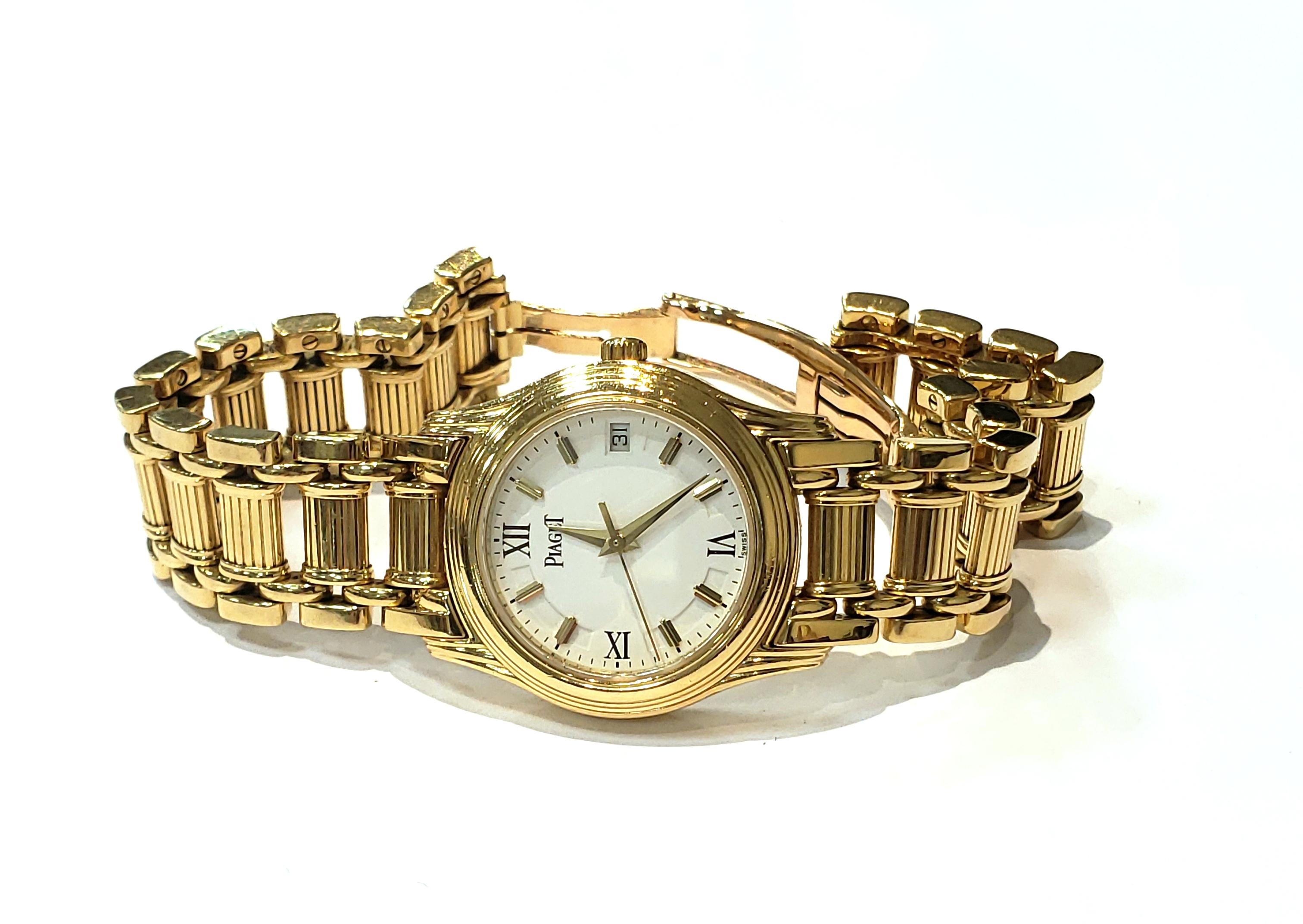 Ladies 18 Karat Yellow Gold Piaget Dancer Watch with Quartz Movement  In Good Condition For Sale In Red Bank, NJ