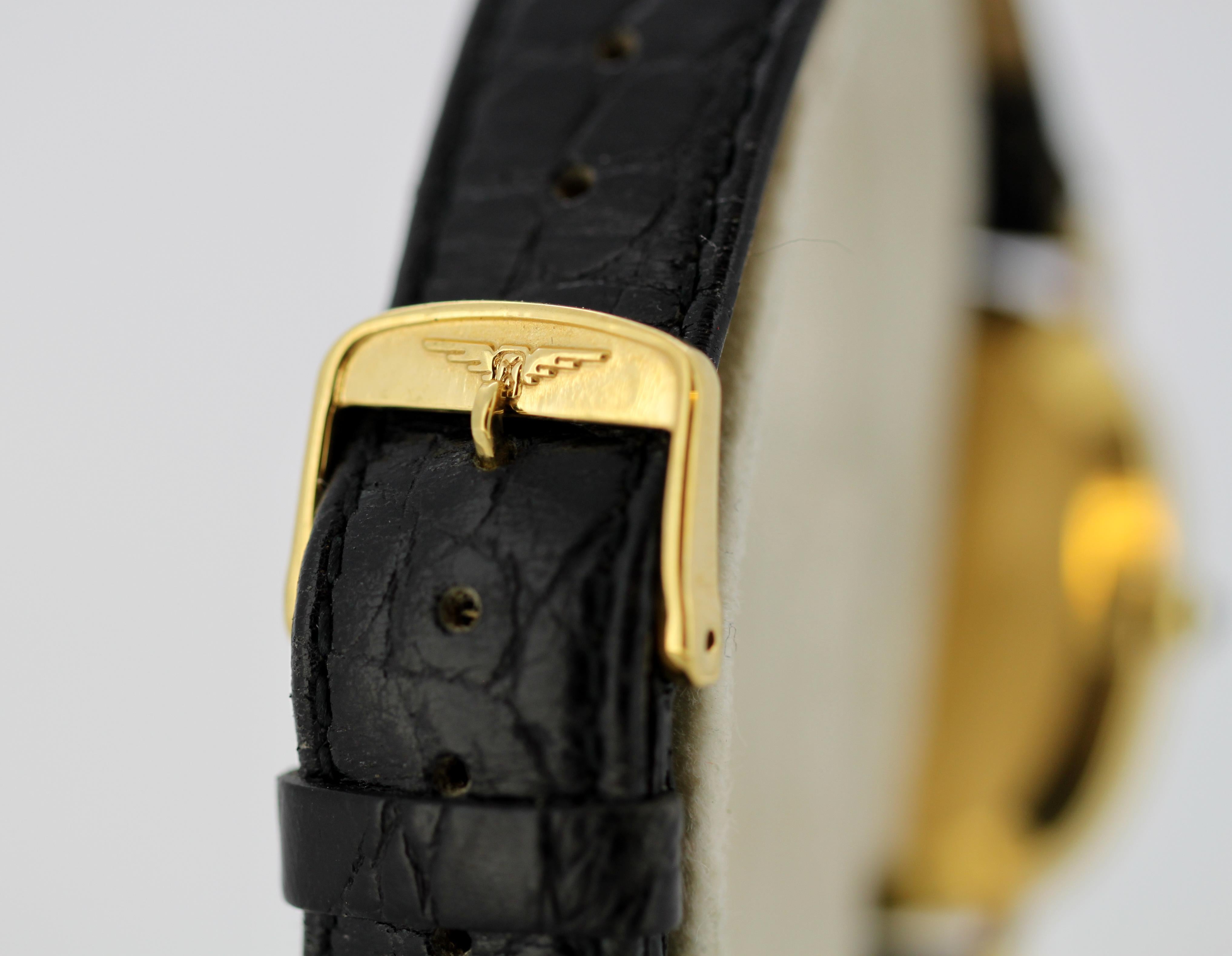 Ladies 18k gold and black dial Longines wristwatch, set with diamond hour marker In Excellent Condition In Braintree, GB