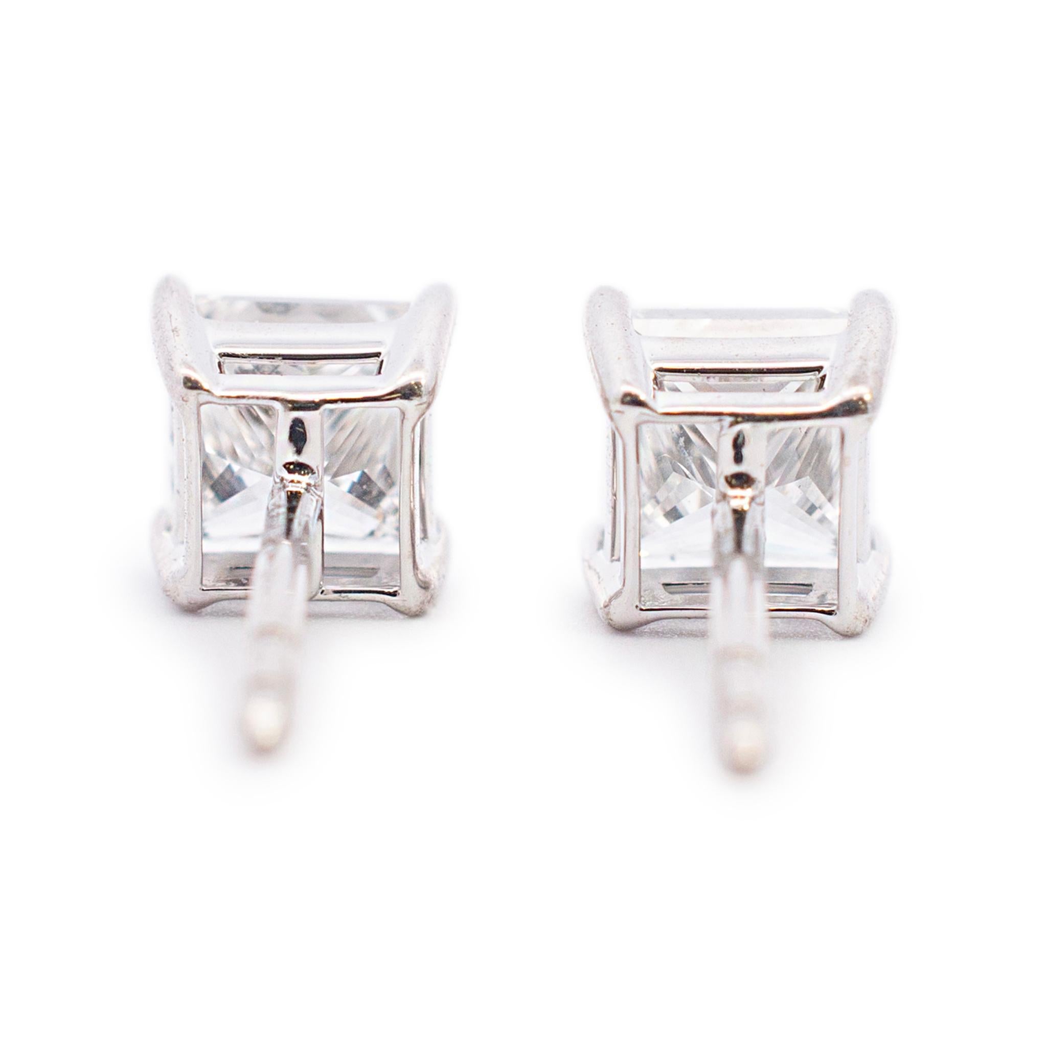 Ladies 18K White Gold 2.01ct. Princess Cut Diamond Stud Earrings In Excellent Condition For Sale In Houston, TX