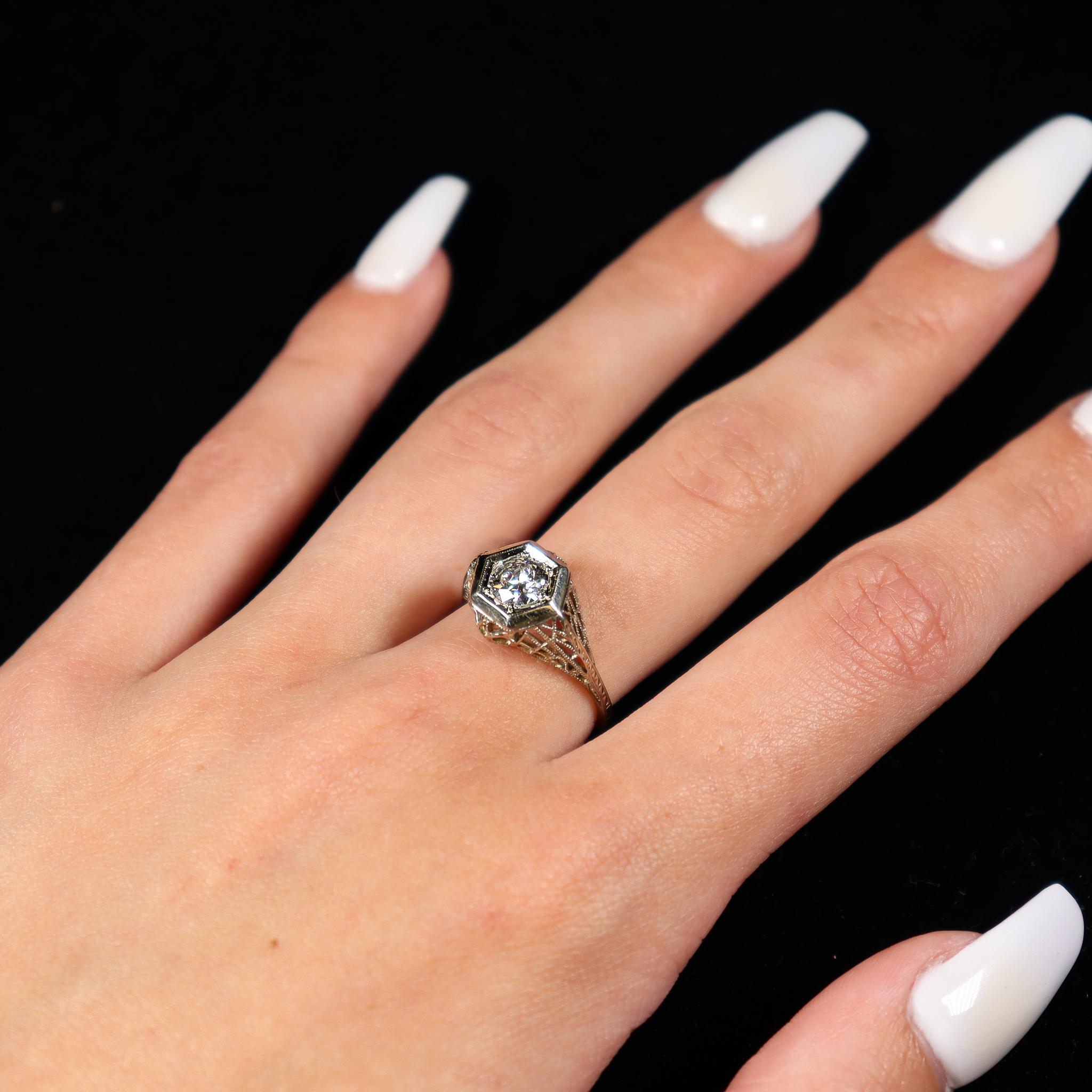 Ladies 18K White Gold Art Deco Diamond Engagement Ring 3