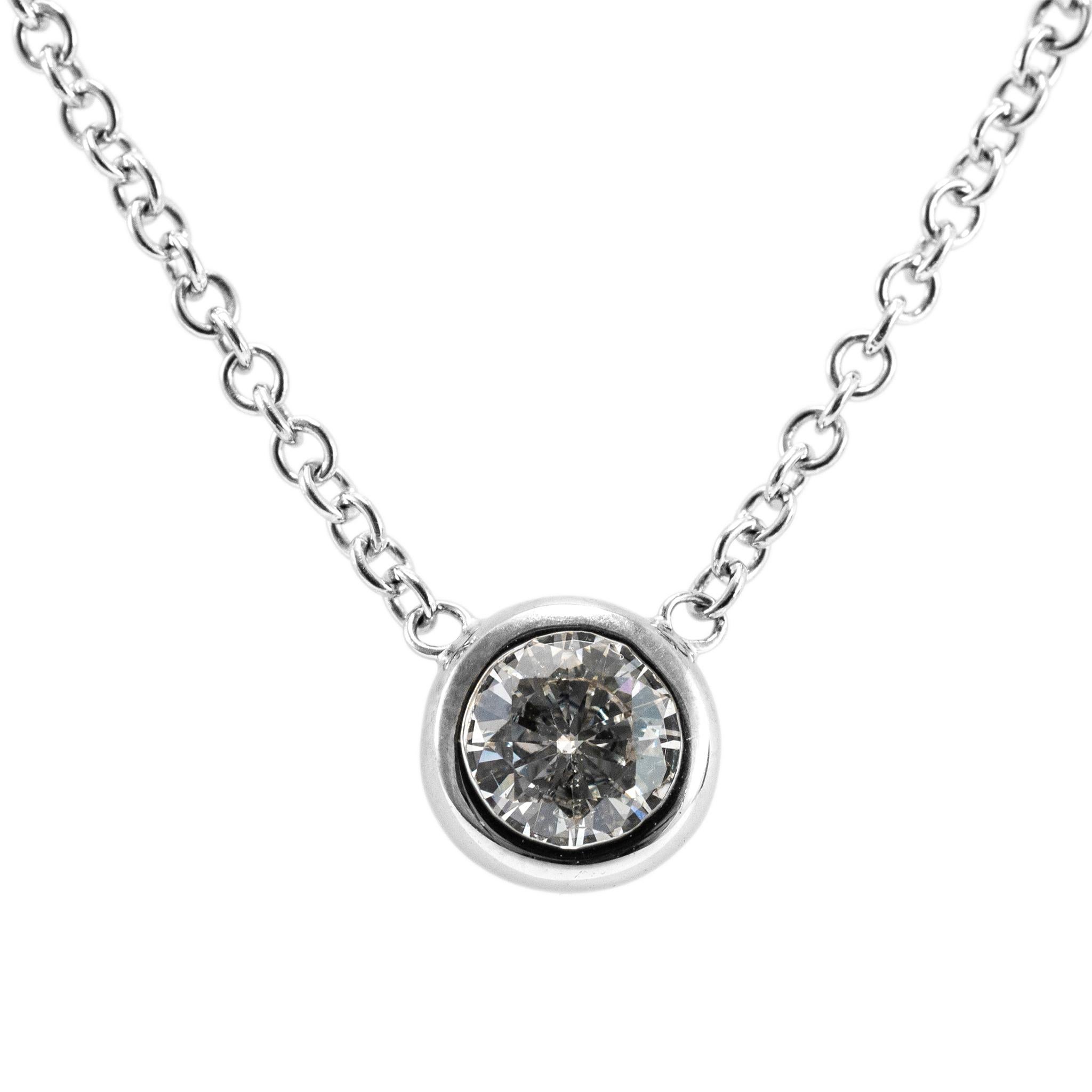 Geschlecht: Damen

Metall Typ: 18K Weißgold

Länge: 16,00 Zoll

Gewicht: 3.84 Gramm

Eine einsträngige Diamant-Halskette aus 18 Karat Weißgold für Damen. Das Metall wurde getestet und es wurde festgestellt, dass es sich um 18 Karat Weißgold handelt.