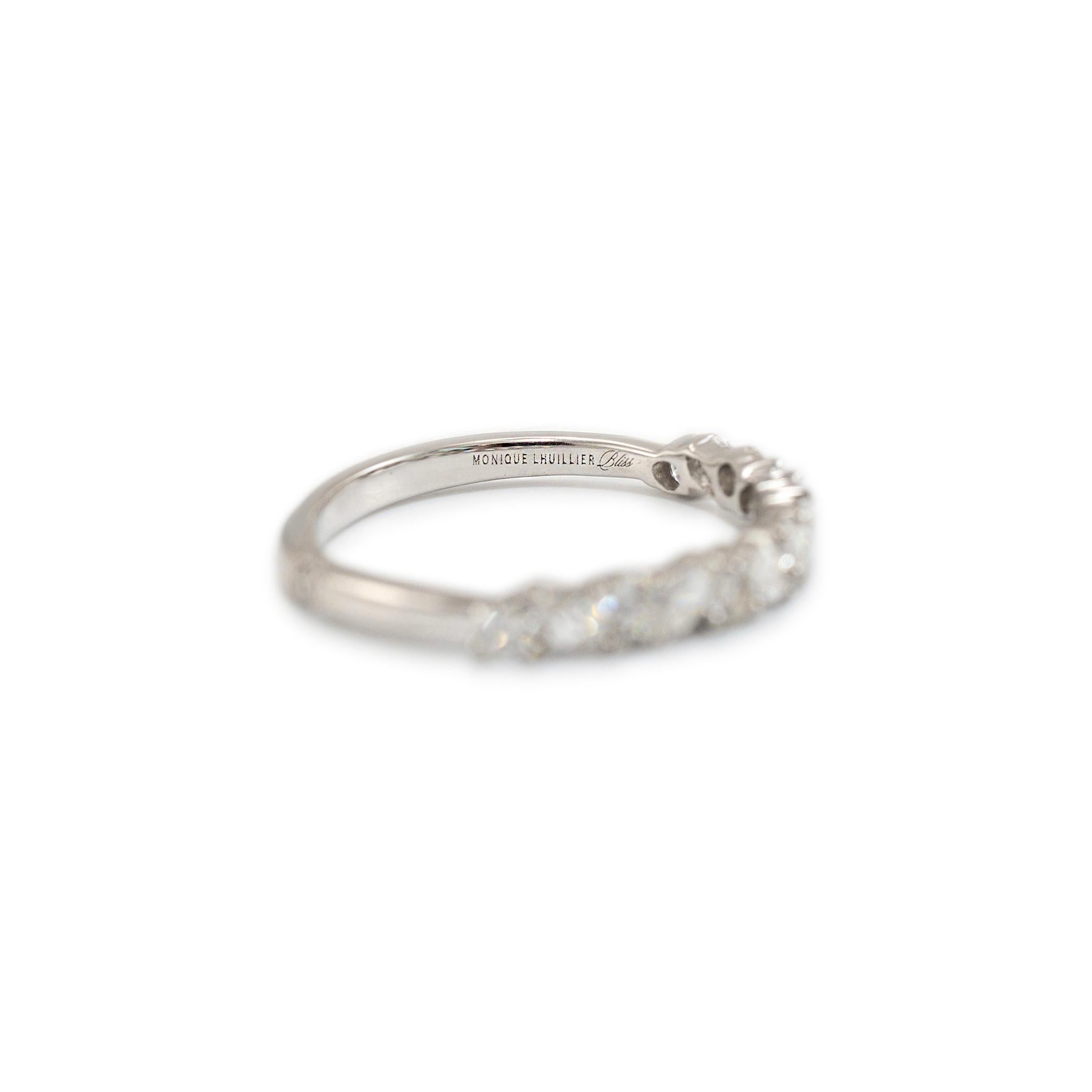 Damen-Ehering aus 18 Karat Weißgold mit halber Eternity-Diamant im Rund- und Marquee-Schliff 2